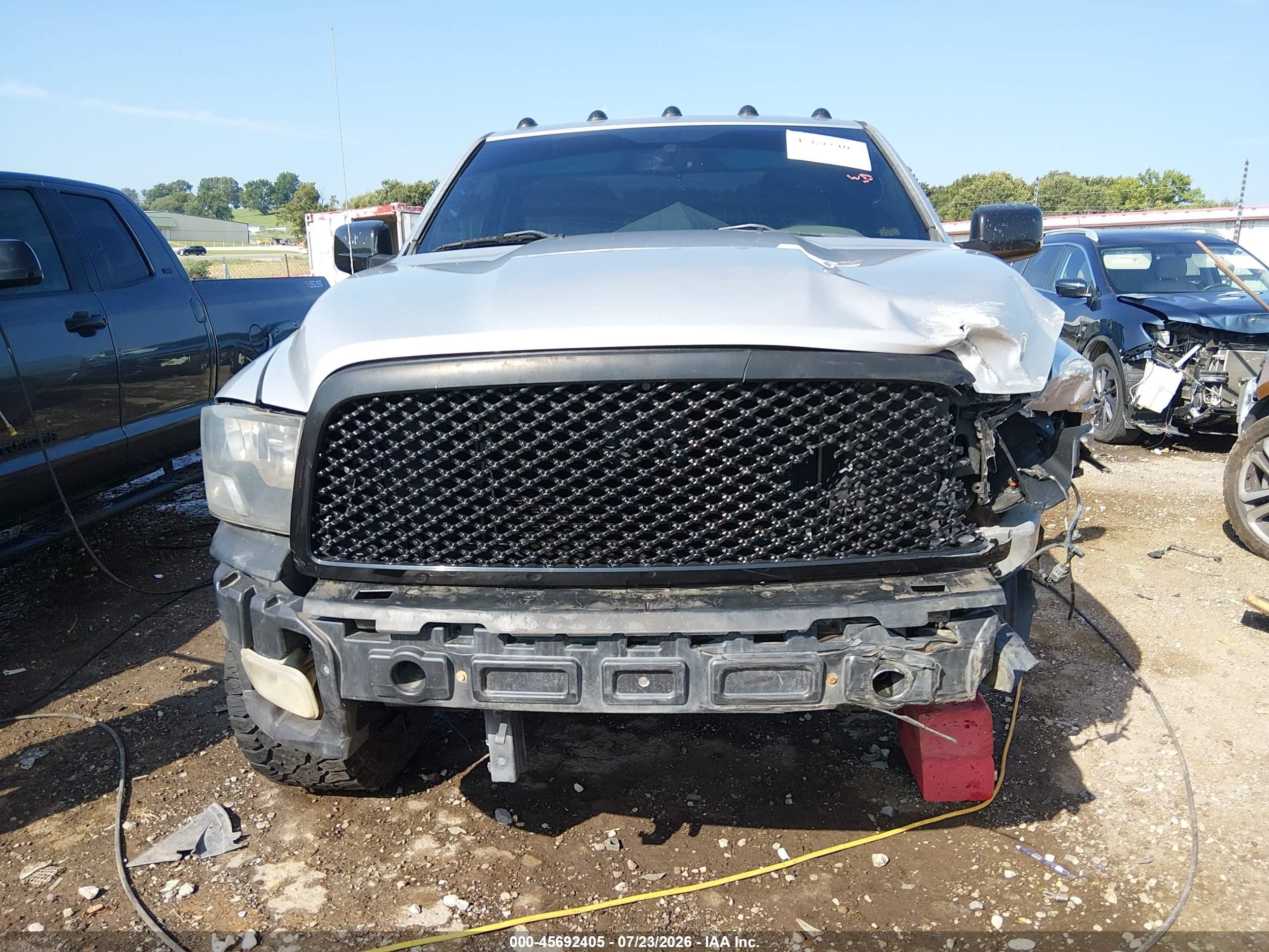 2012 Ram 1500 Express Silver vin: 3C6JD7AT4CG103195
