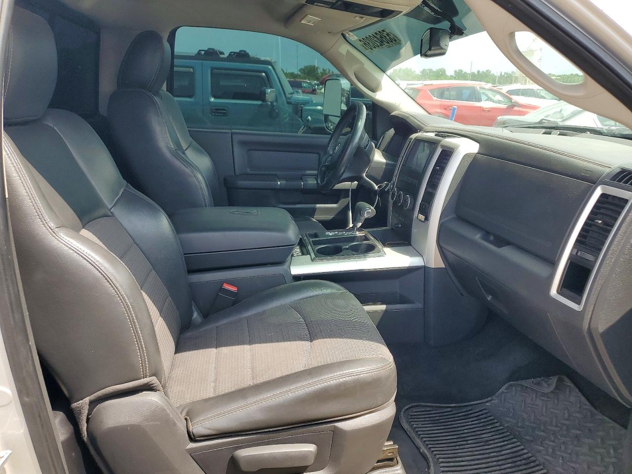 2012 Dodge Ram 1500 Sport Silver vin: 3C6JD7CT8CG101477