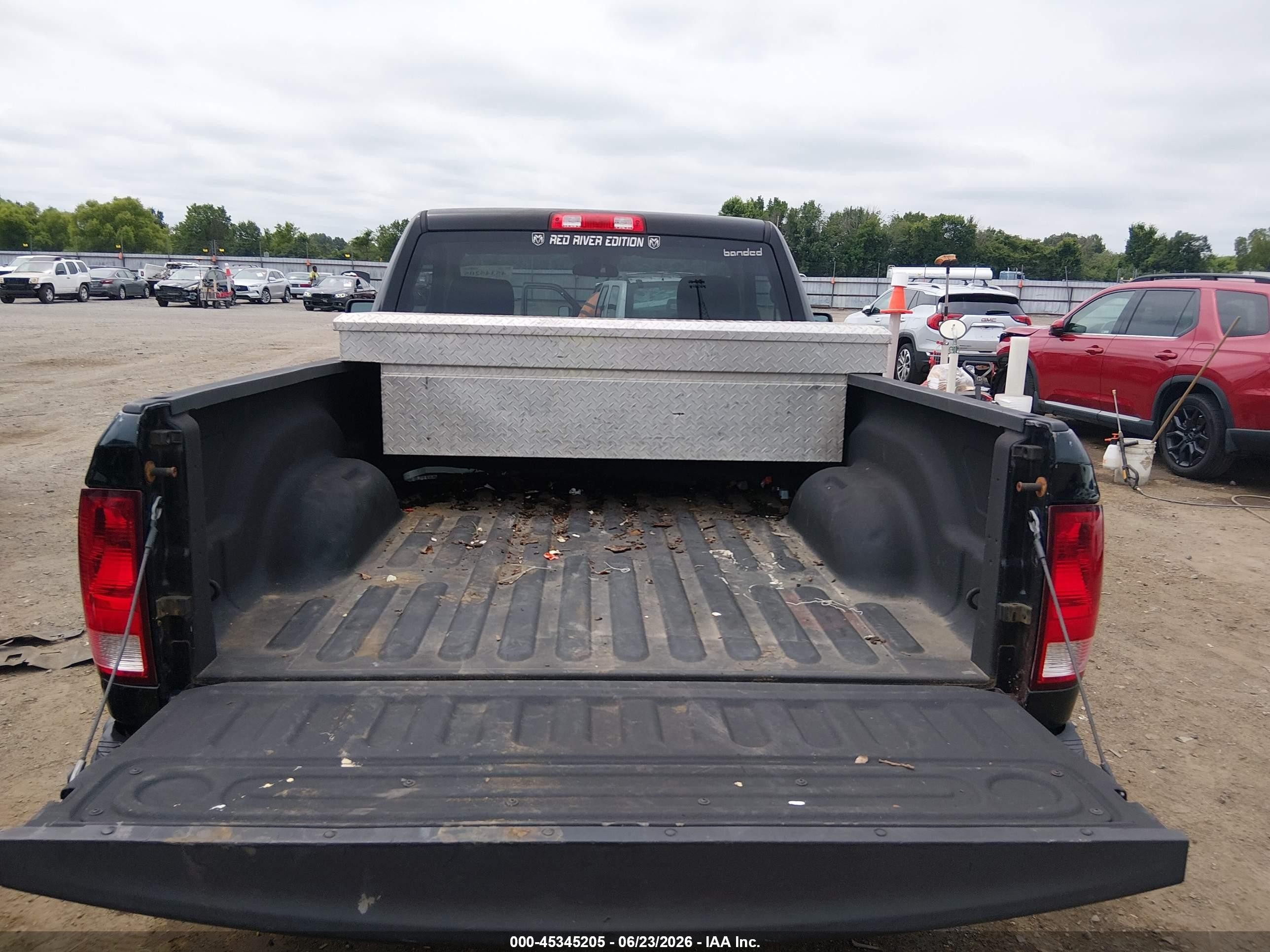 2014 Ram 1500 Tradesman Black vin: 3C6JR6AG2EG121745