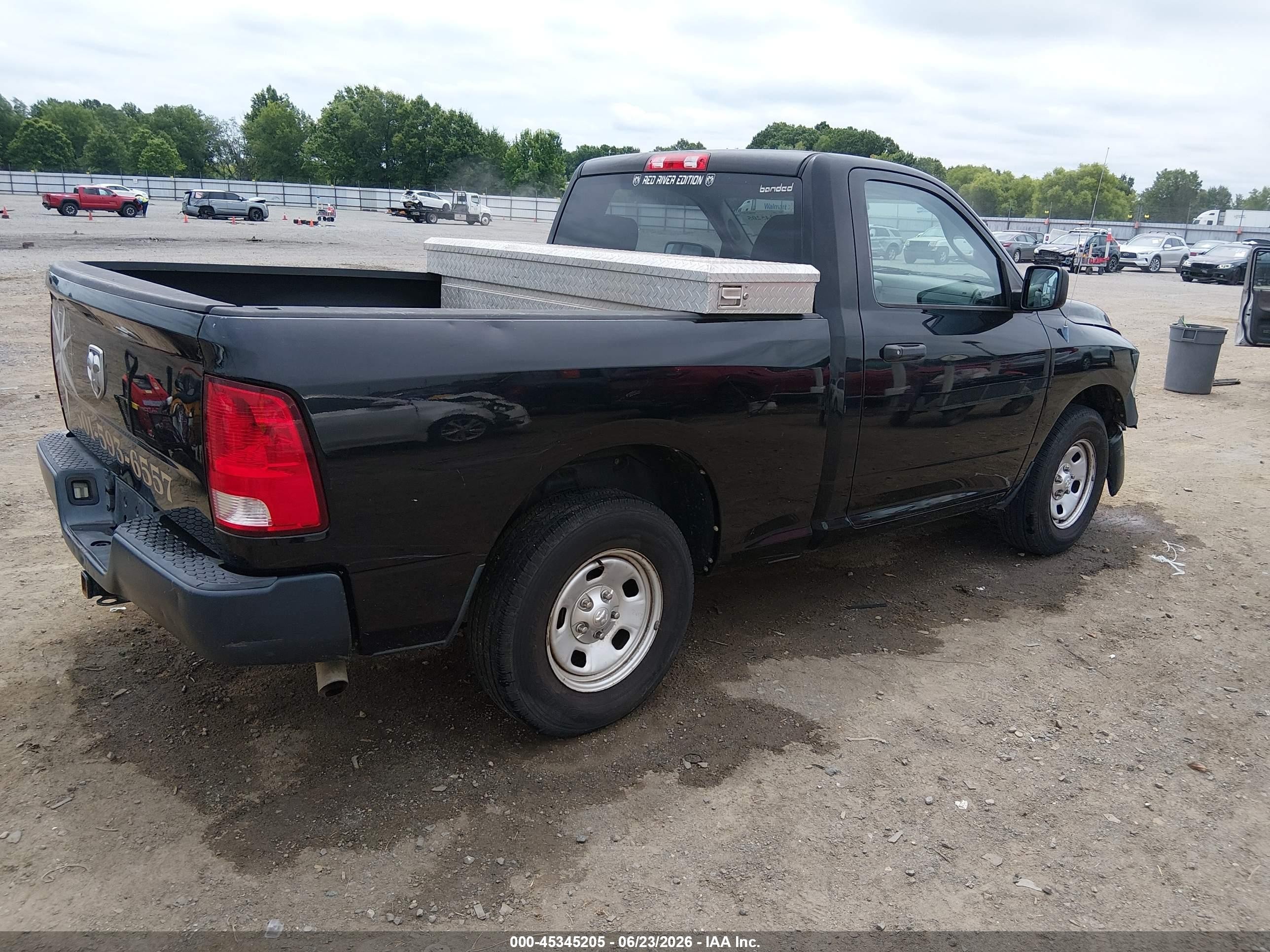 2014 Ram 1500 Tradesman Black vin: 3C6JR6AG2EG121745