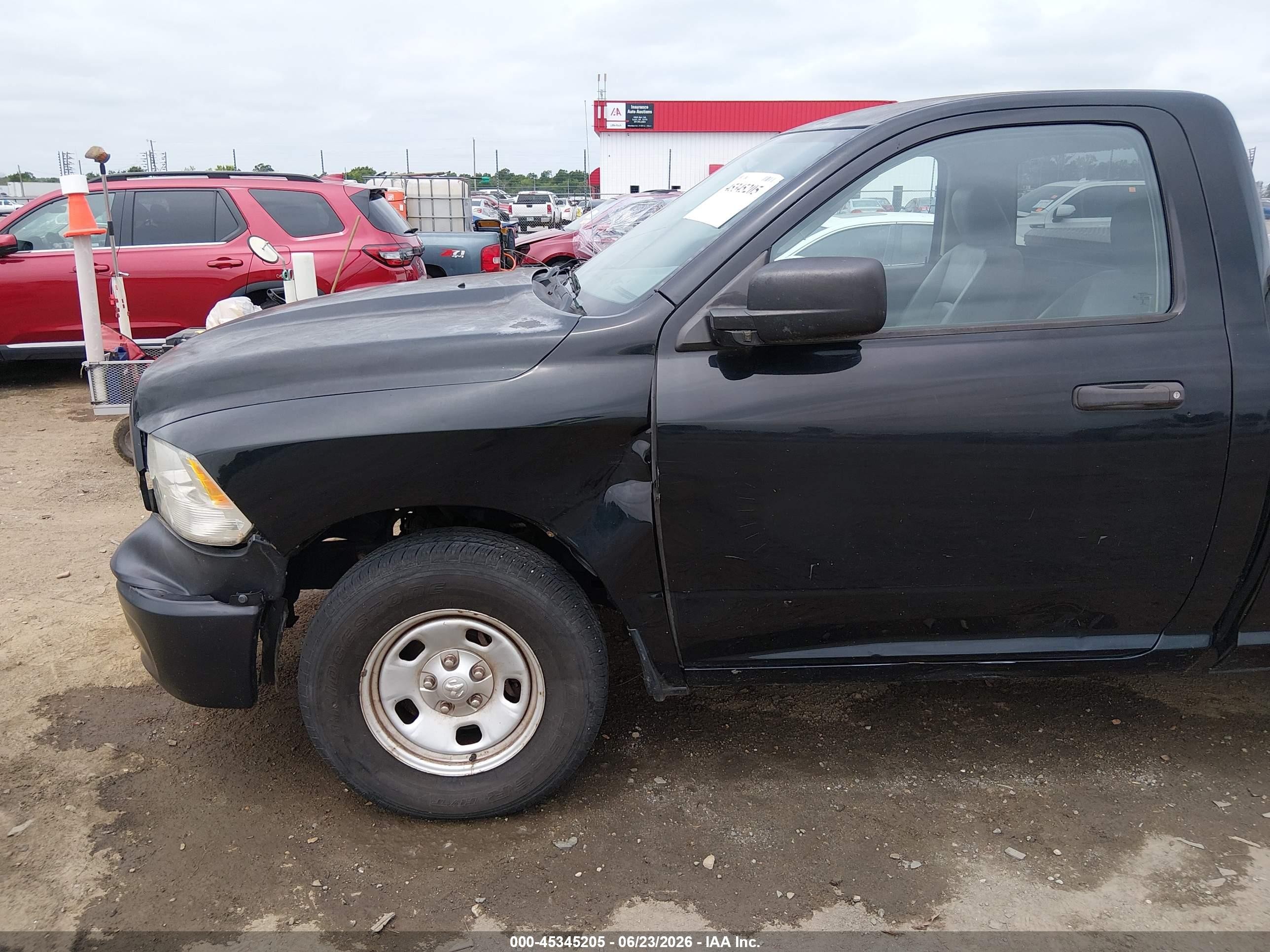 2014 Ram 1500 Tradesman Black vin: 3C6JR6AG2EG121745