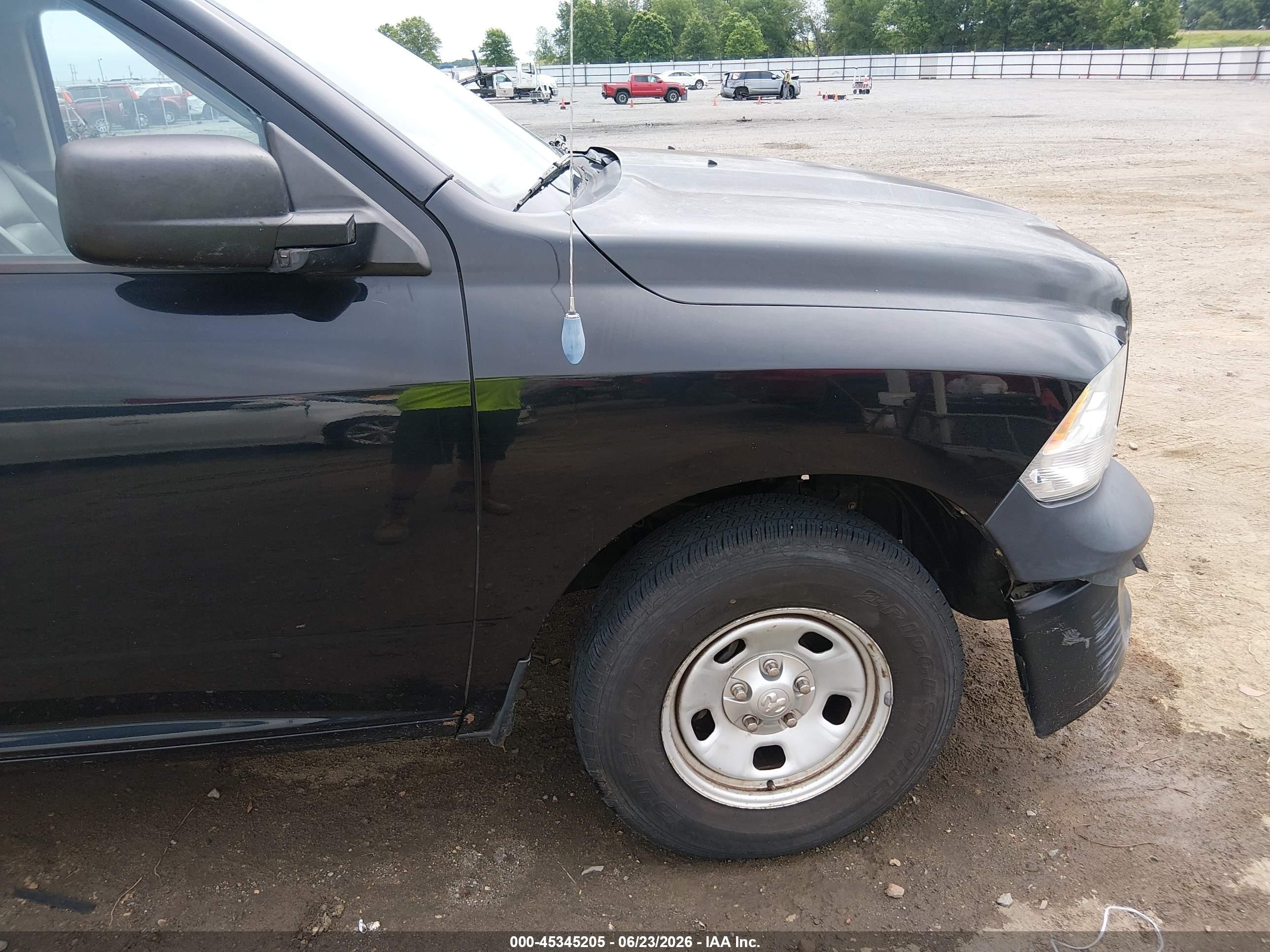 2014 Ram 1500 Tradesman Black vin: 3C6JR6AG2EG121745