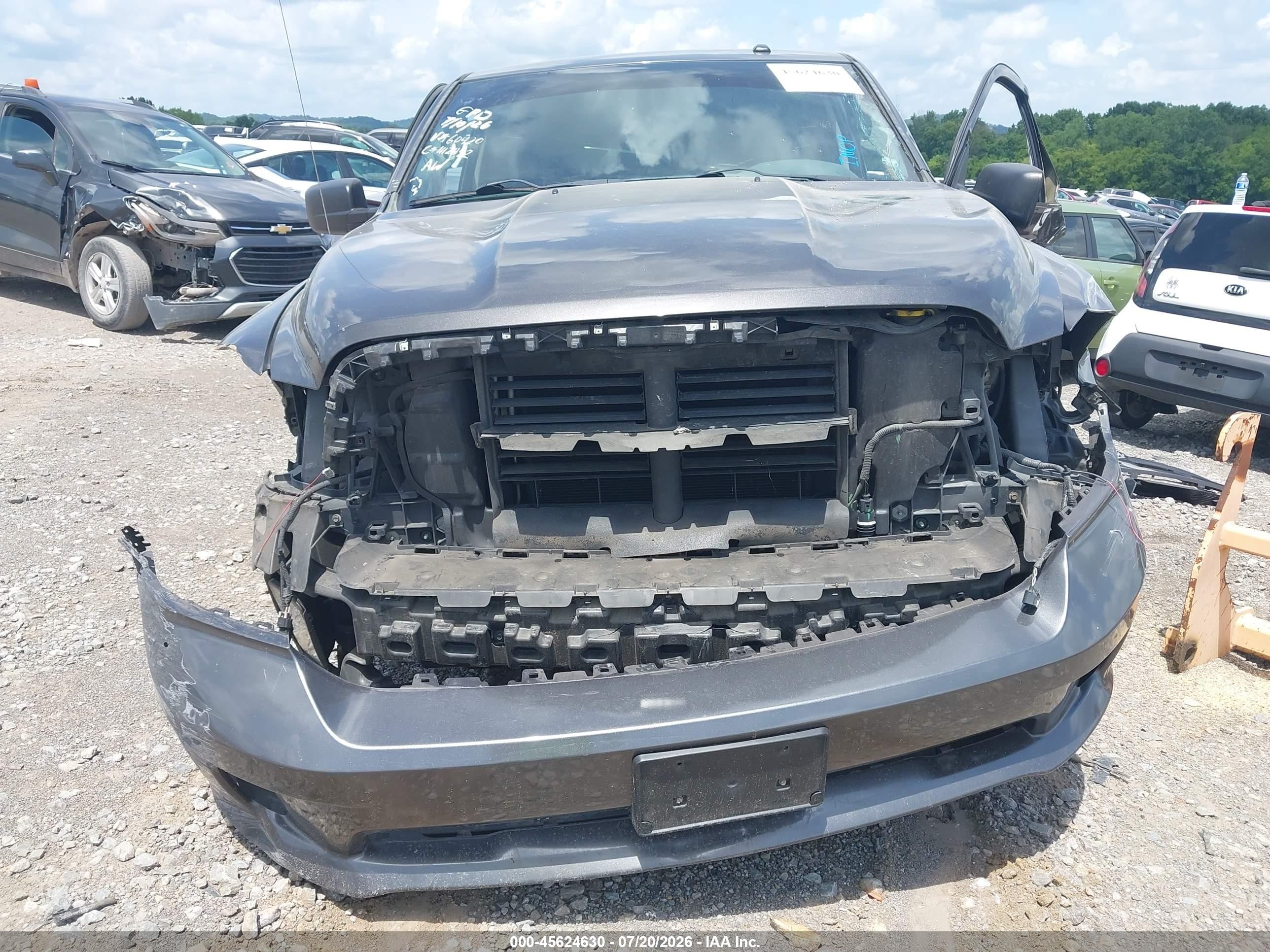 2015 Ram 1500 Express Gray vin: 3C6JR6AG4FG660420