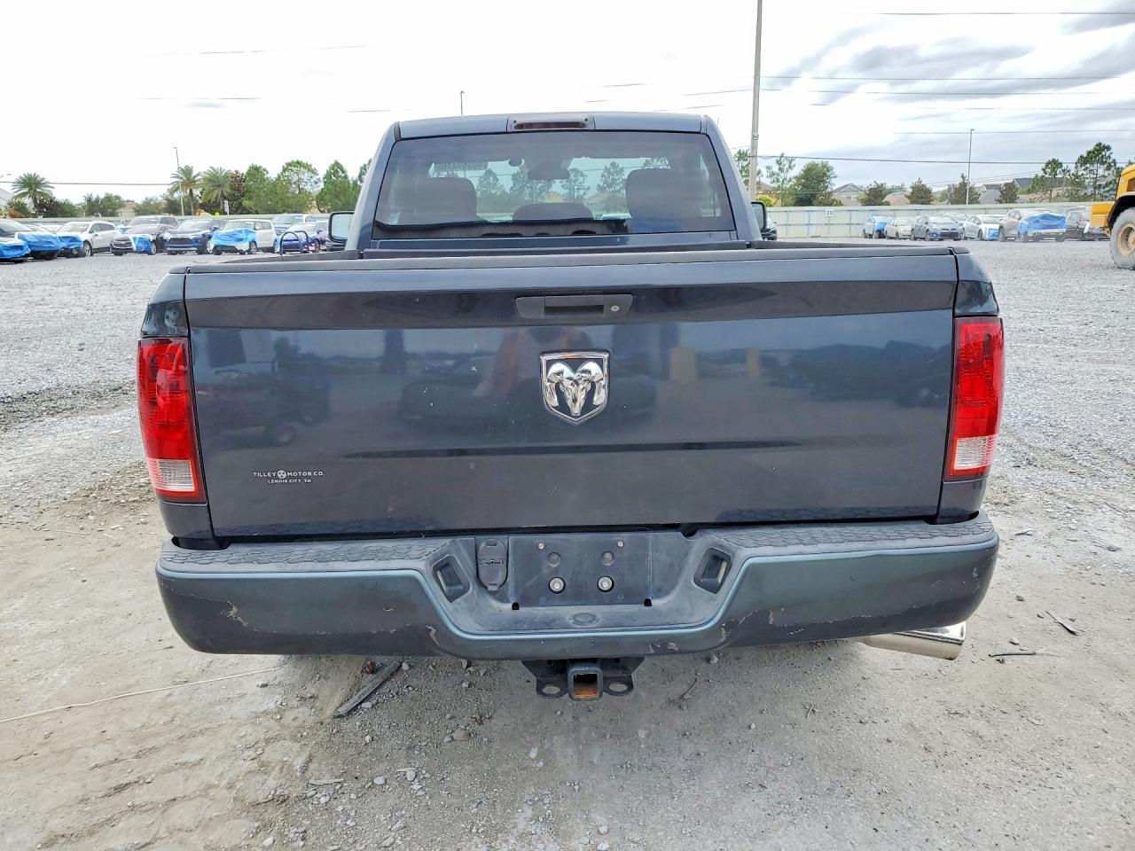 2013 Ram 1500 St Угольный vin: 3C6JR6AGXDG565065