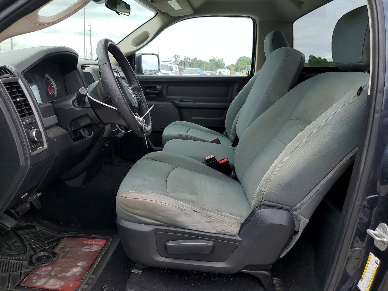 2013 Ram 1500 St Угольный vin: 3C6JR6AGXDG565065