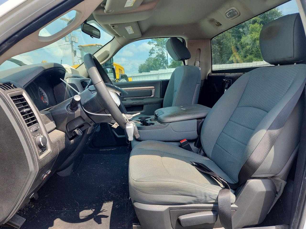 2013 Ram 1500 St White vin: 3C6JR6AP7DG522495