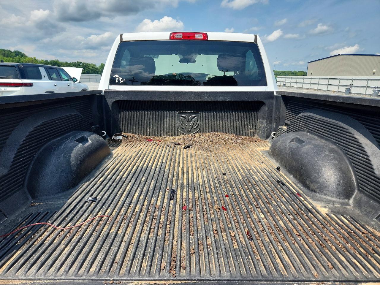 2013 Ram 1500 St White vin: 3C6JR6AP7DG522495