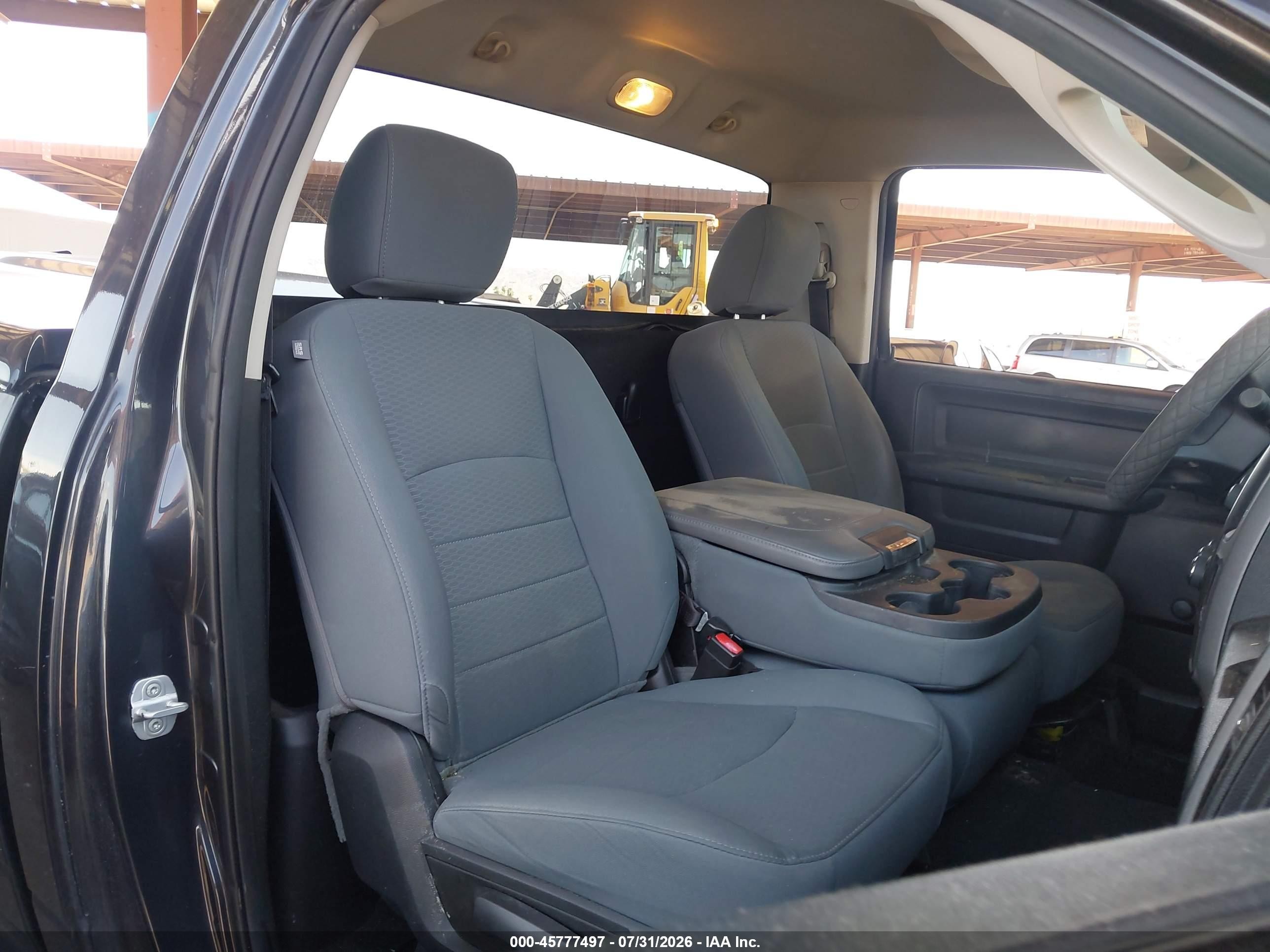 2013 Ram 1500 Express Gray vin: 3C6JR6AT0DG527325