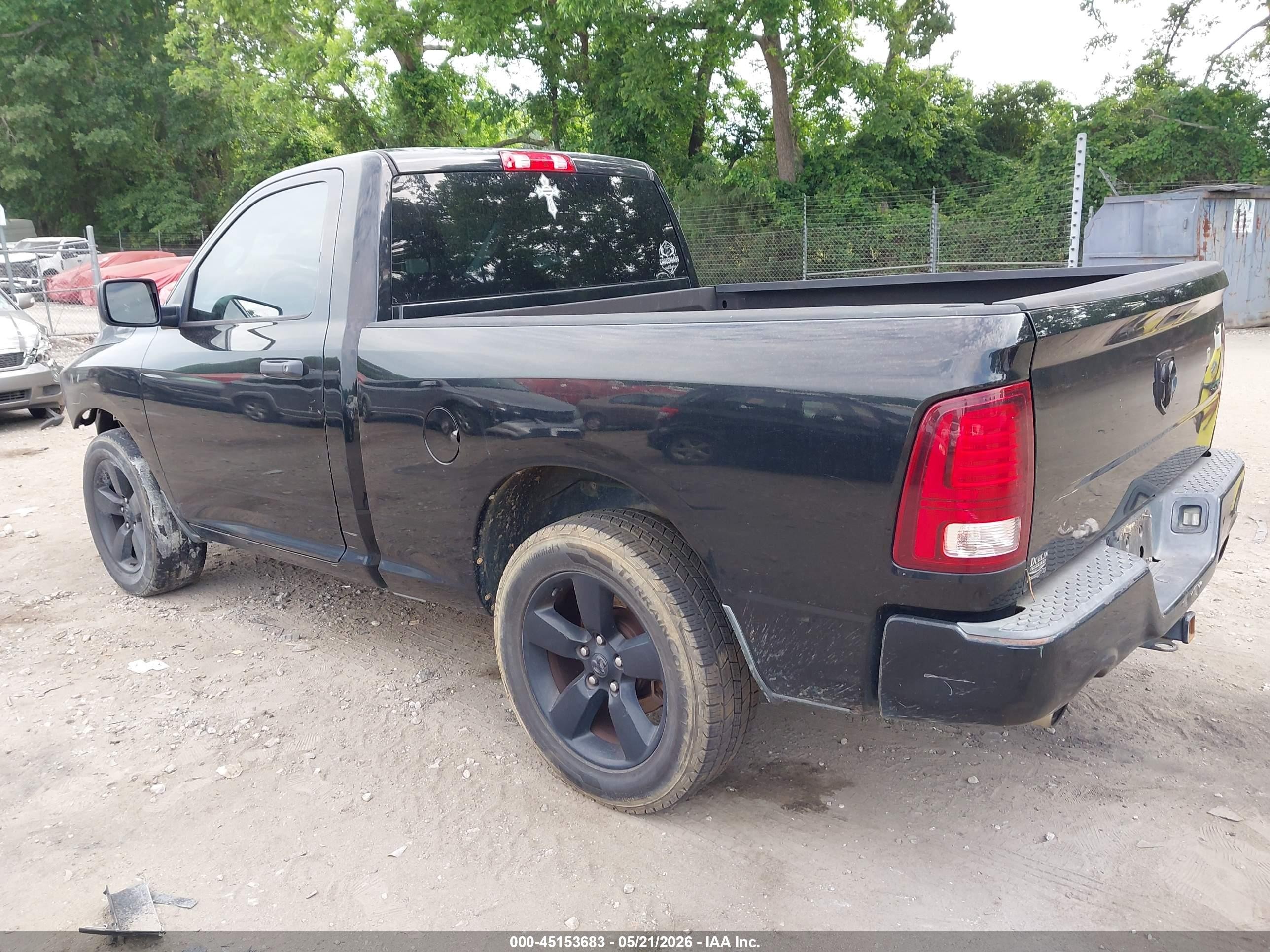 2014 Ram 1500 Express Black vin: 3C6JR6AT1EG282651