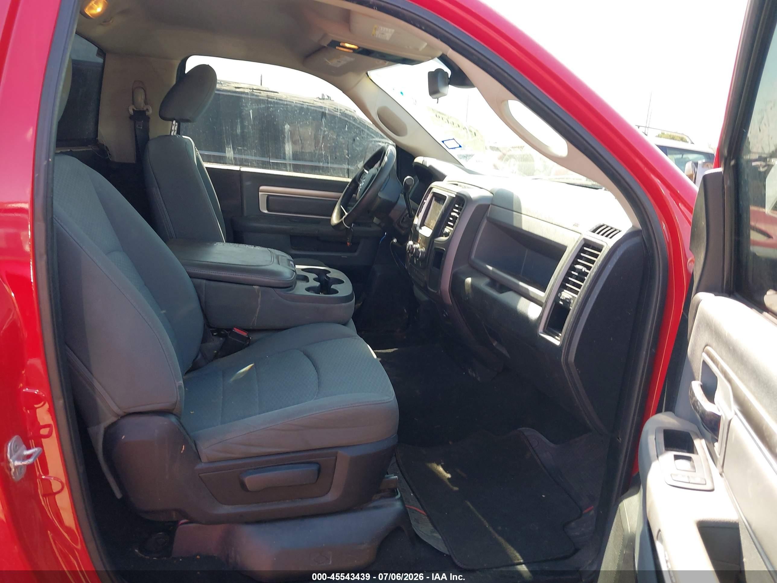 2013 Ram 1500 Express Red vin: 3C6JR6AT2DG541632