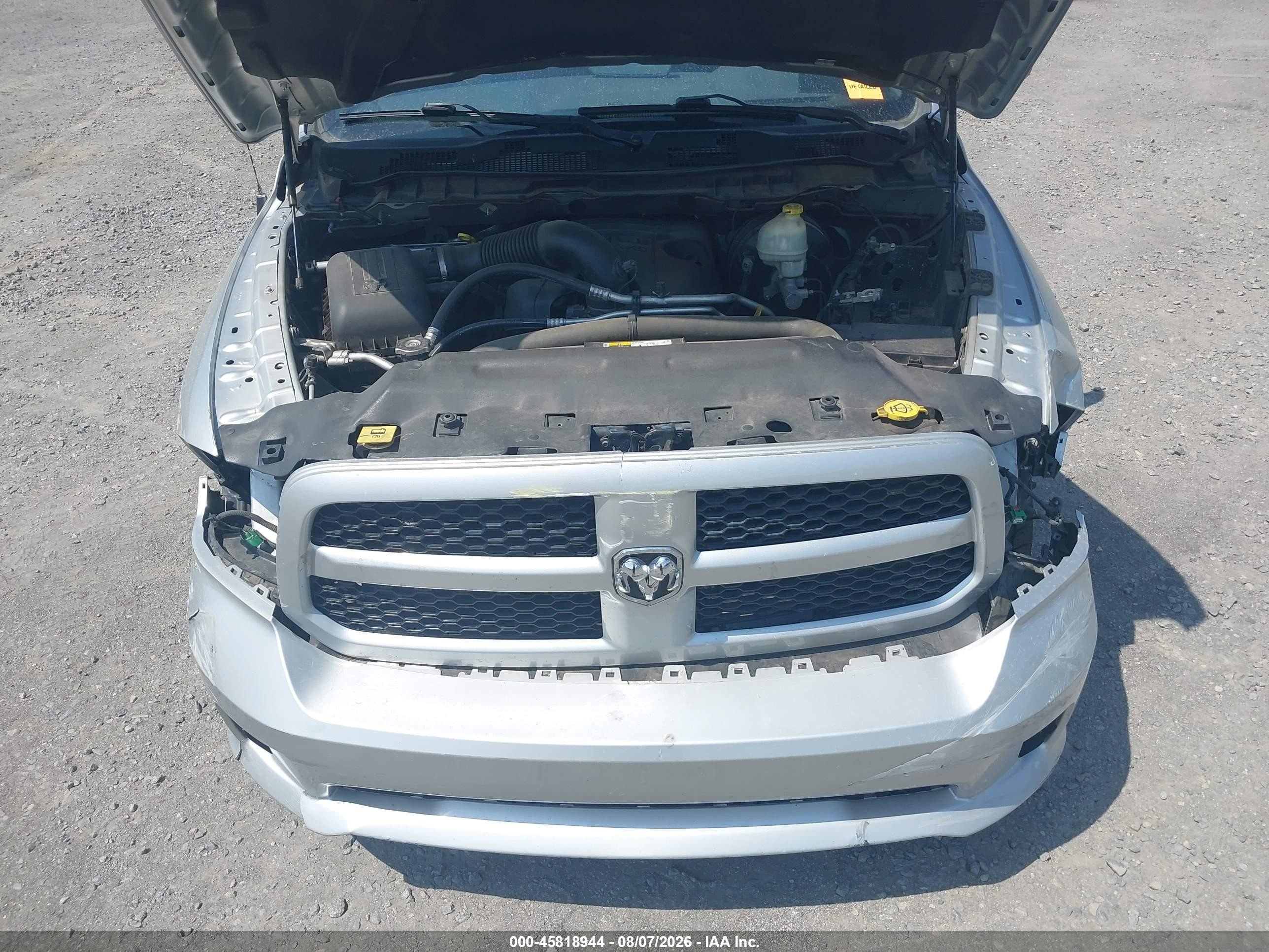 2014 Ram 1500 Express Silver vin: 3C6JR6AT2EG174345