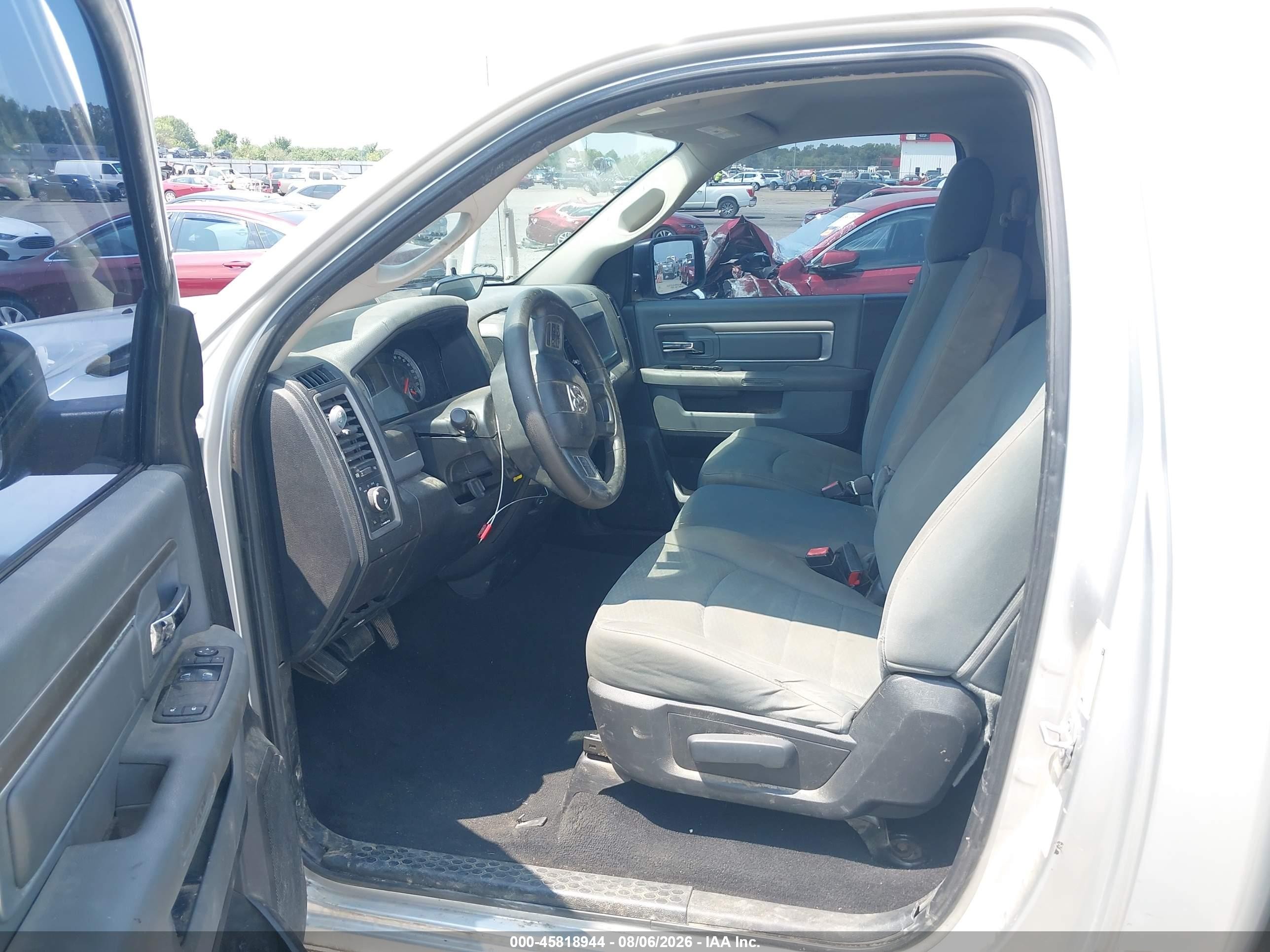 2014 Ram 1500 Express Silver vin: 3C6JR6AT2EG174345