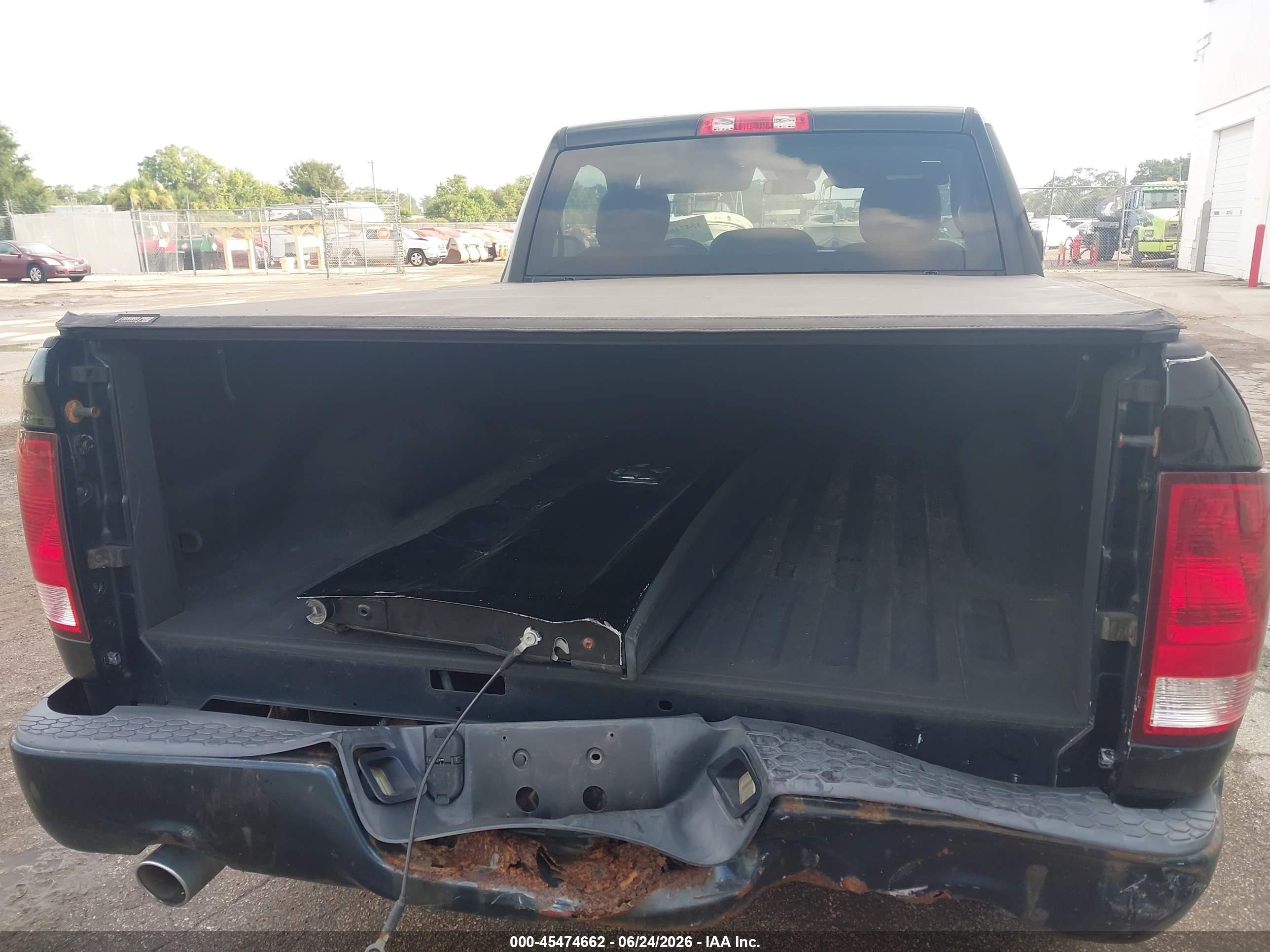 2013 Ram 1500 Express Black vin: 3C6JR6AT3DG507540