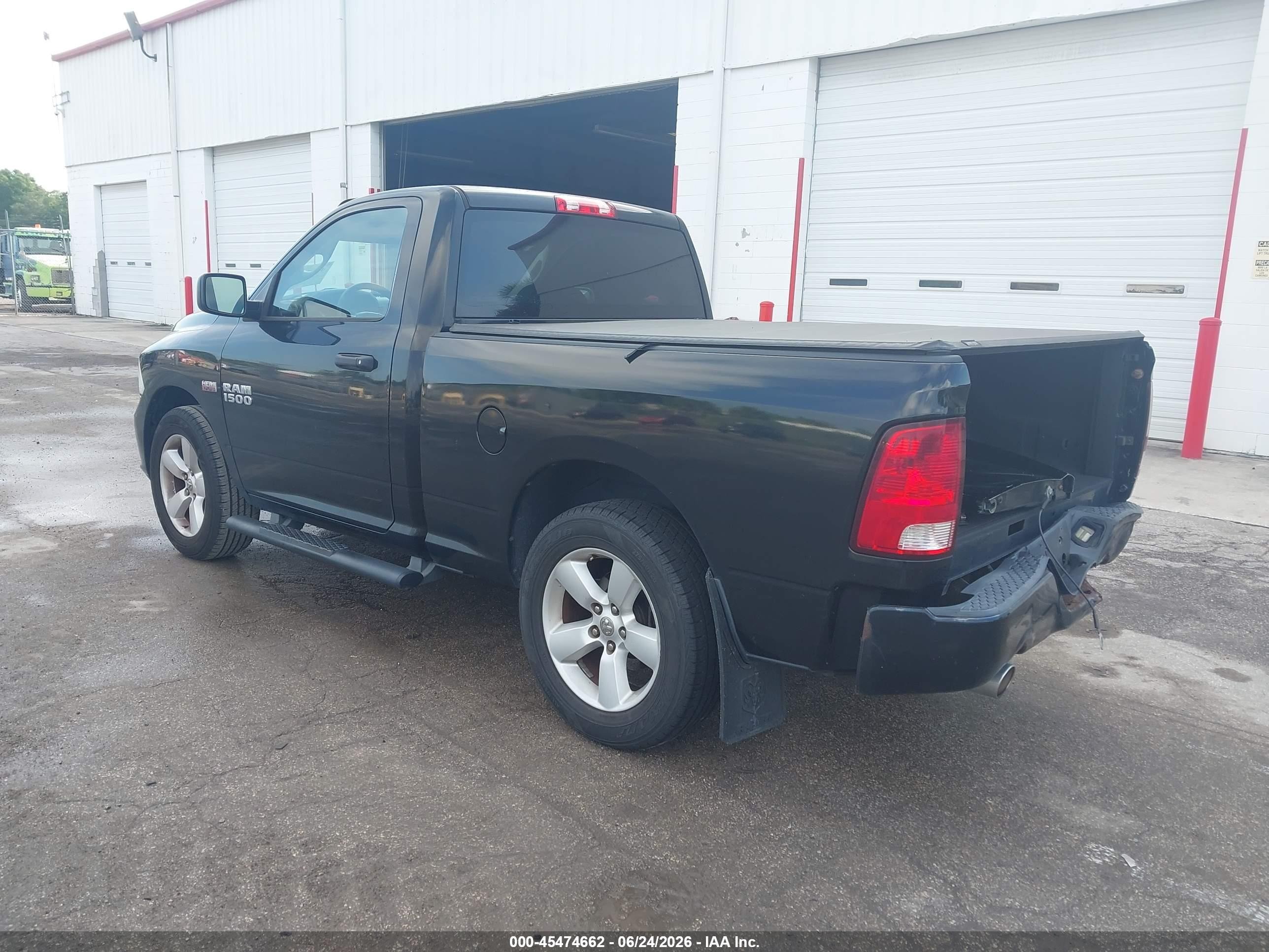 2013 Ram 1500 Express Black vin: 3C6JR6AT3DG507540