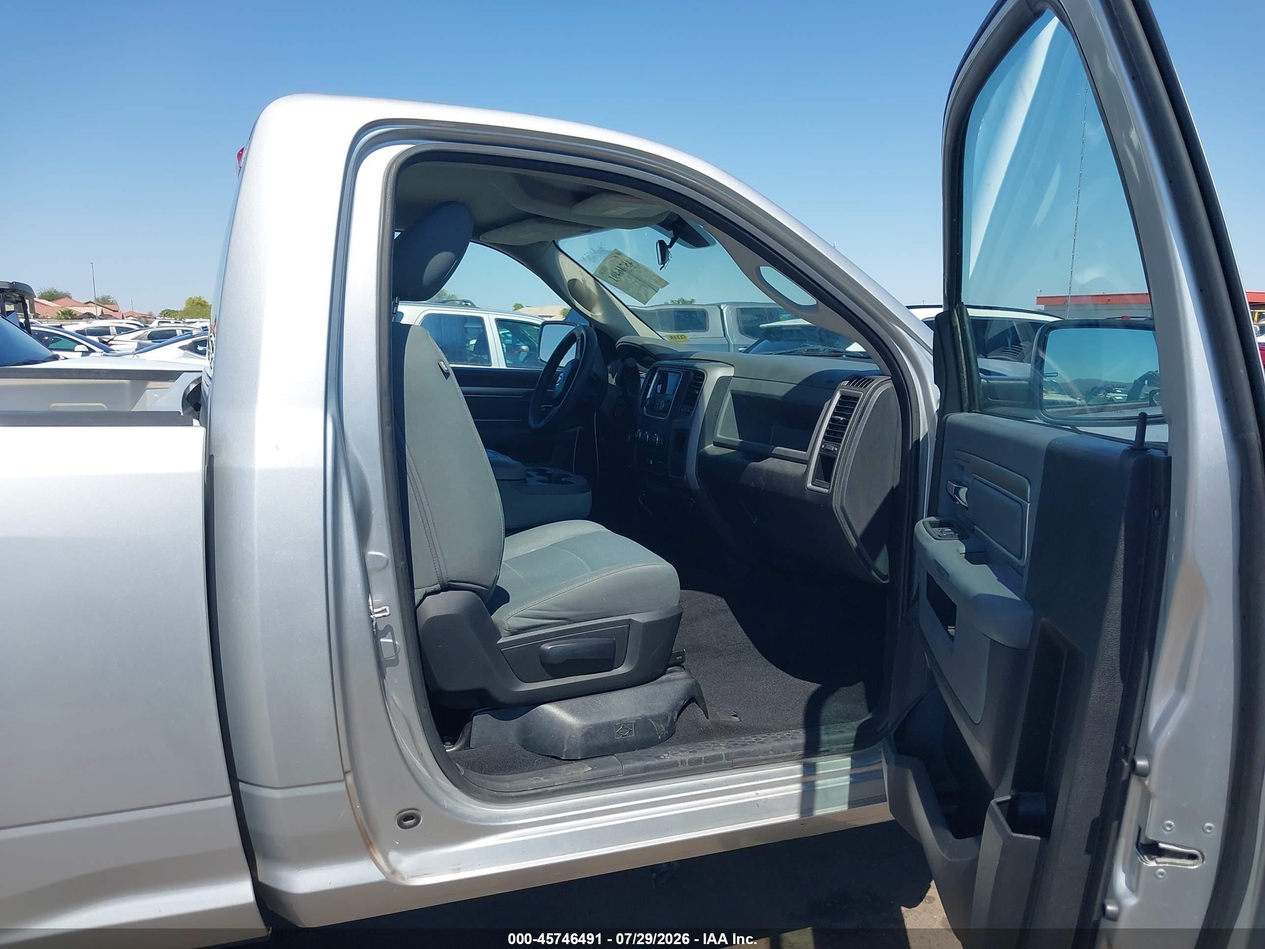 2014 Ram 1500 Express Silver vin: 3C6JR6AT3EG257461