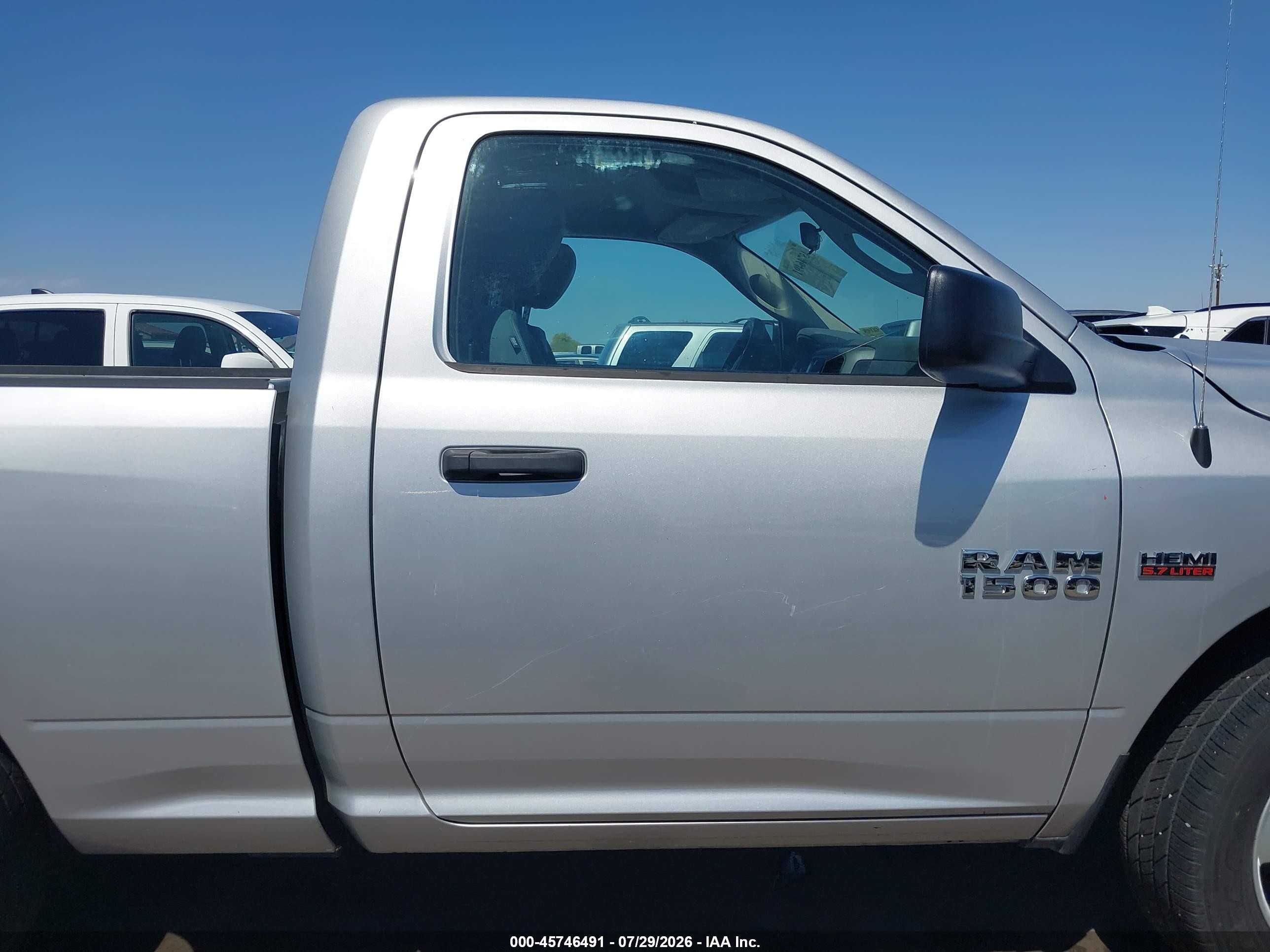 2014 Ram 1500 Express Silver vin: 3C6JR6AT3EG257461