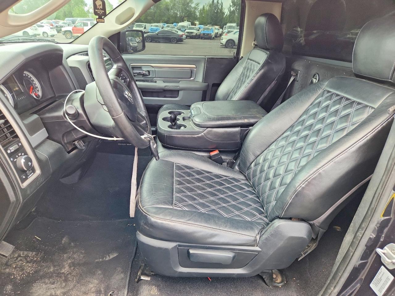 2015 Ram 1500 St Charcoal vin: 3C6JR6AT3FG612128