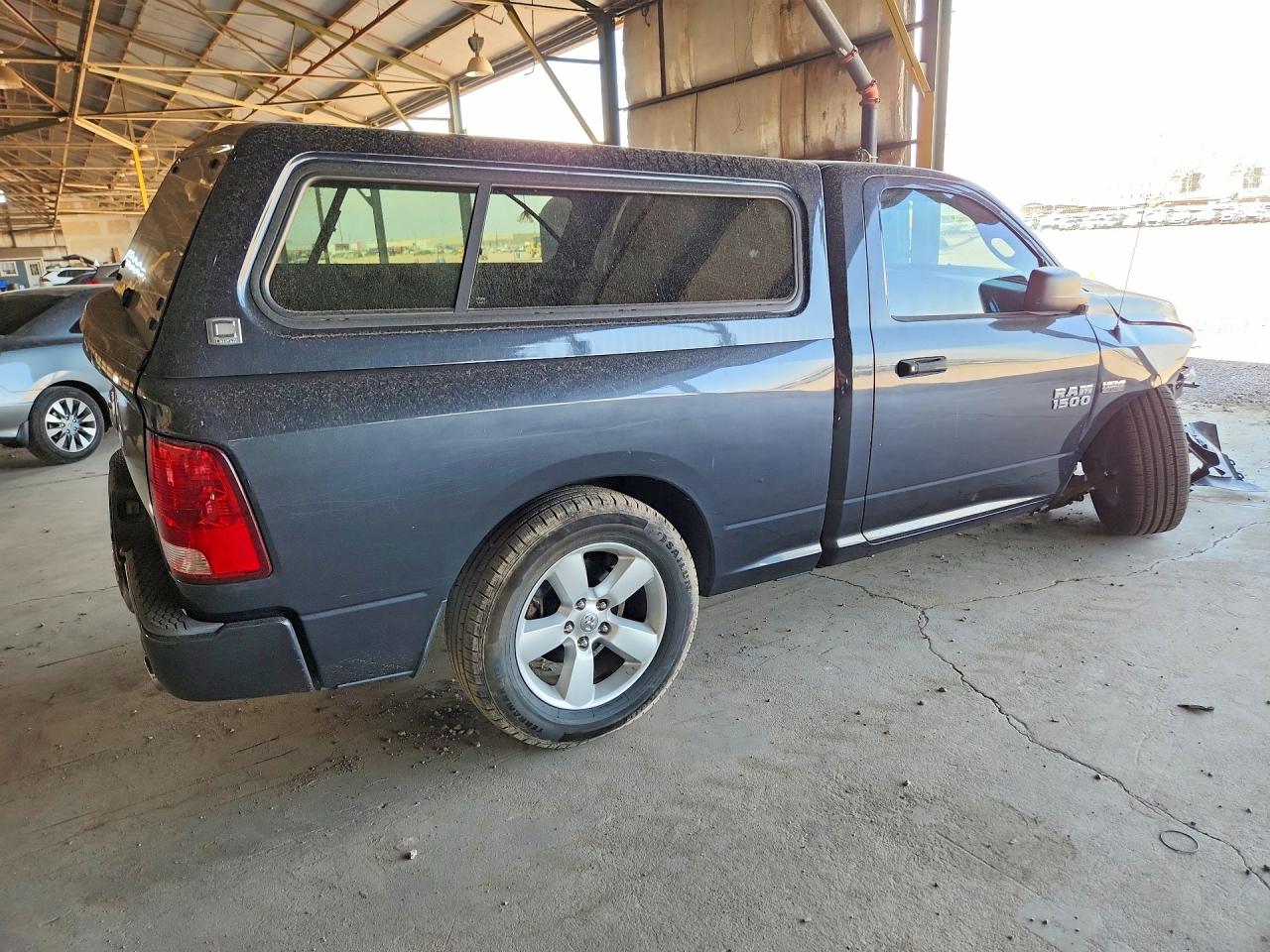 2013 Ram 1500 St Charcoal vin: 3C6JR6AT5DG527322