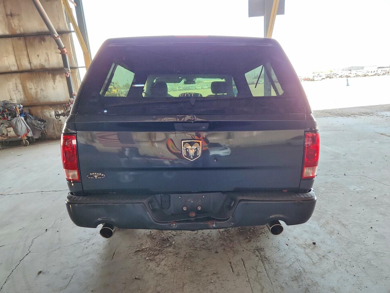 2013 Ram 1500 St Charcoal vin: 3C6JR6AT5DG527322