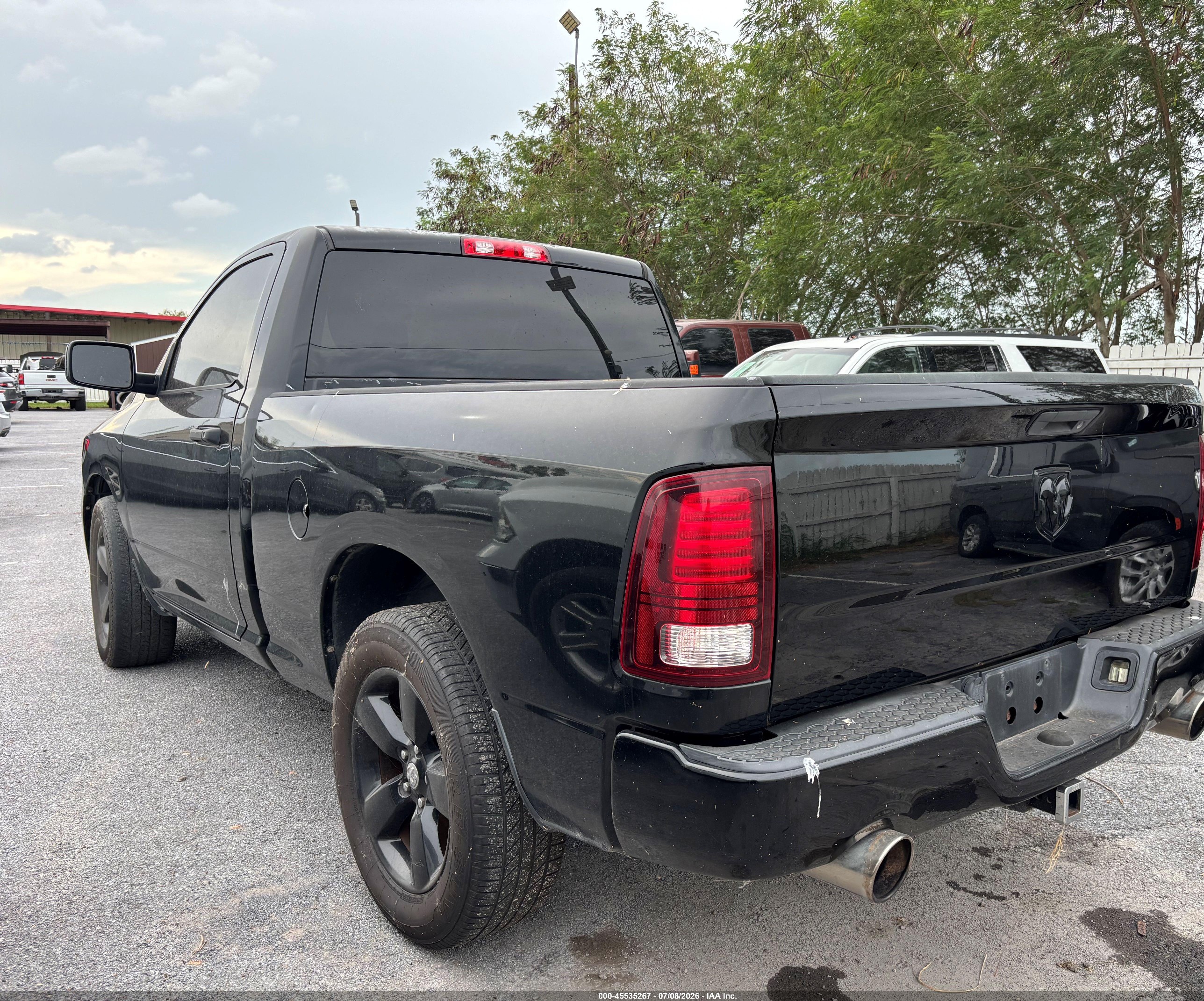 2014 Ram 1500 Express Black vin: 3C6JR6AT5EG100918