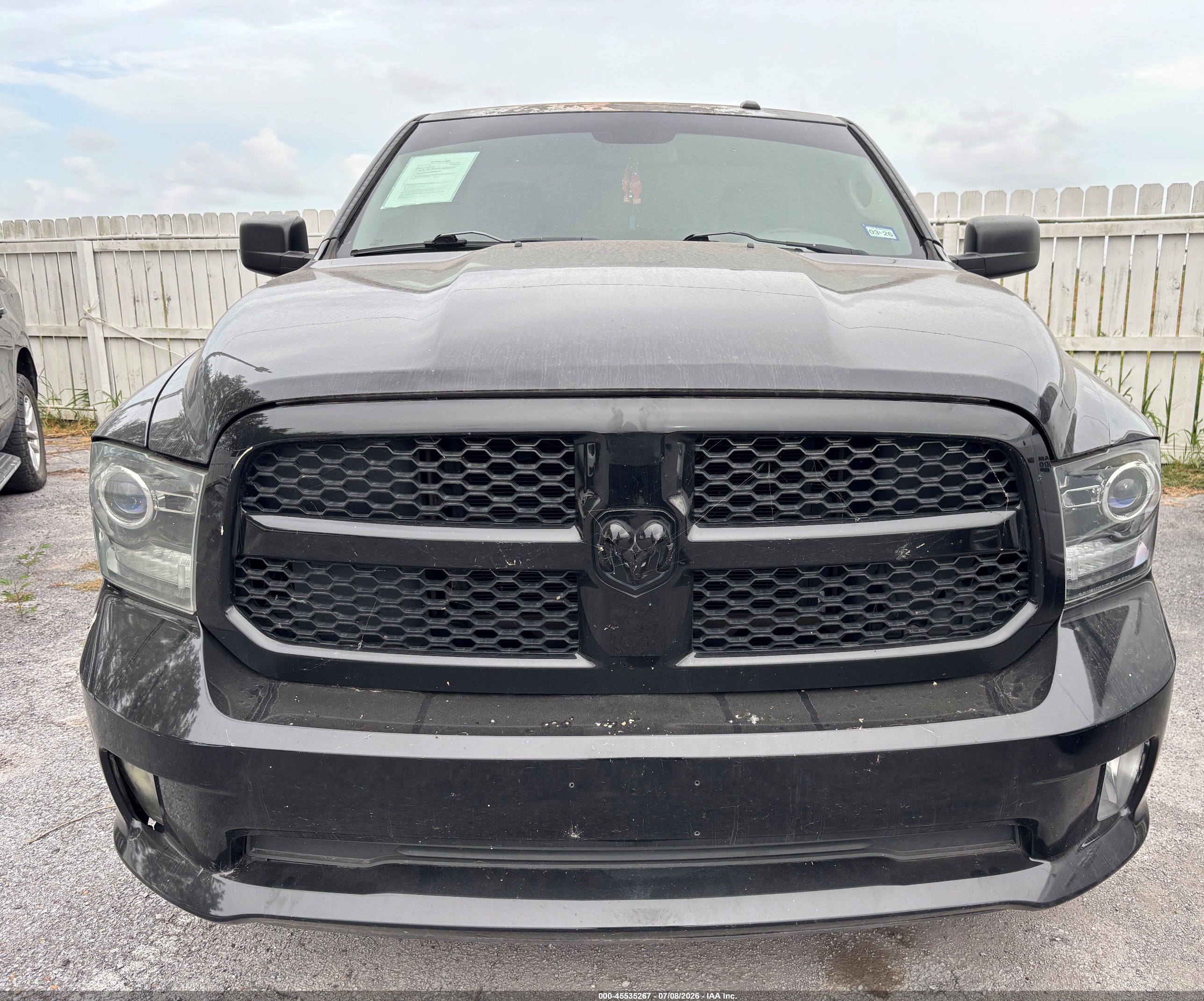 2014 Ram 1500 Express Black vin: 3C6JR6AT5EG100918