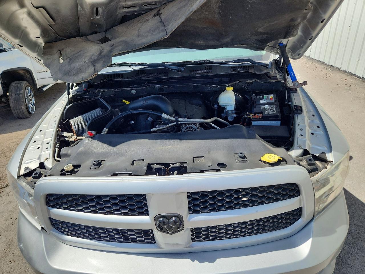 2014 Ram 1500 St Gray vin: 3C6JR6AT5EG104127