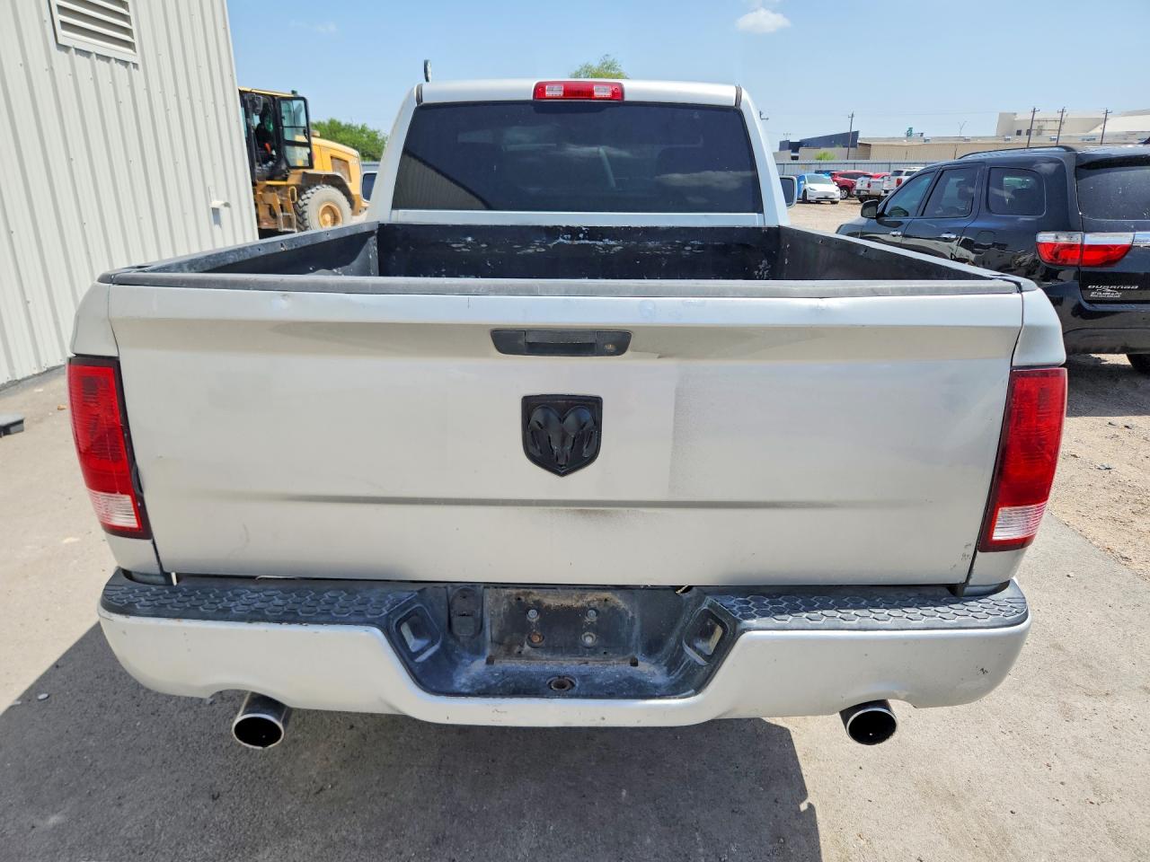 2014 Ram 1500 St Gray vin: 3C6JR6AT5EG104127
