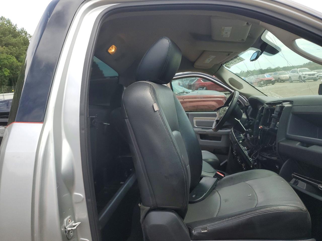 2013 Ram 1500 Серебряный vin: 3C6JR6AT6DG501439