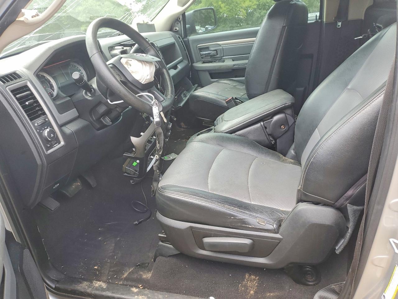 2013 Ram 1500 Серебряный vin: 3C6JR6AT6DG501439