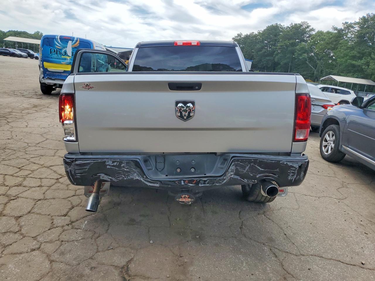 2013 Ram 1500 Серебряный vin: 3C6JR6AT6DG501439