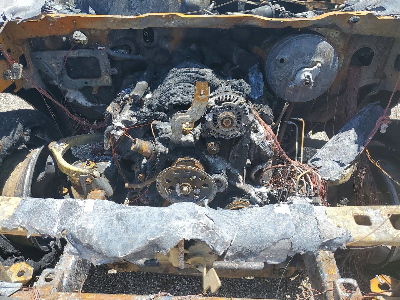 2013 Ram 1500 St Burn vin: 3C6JR6AT6DG509136