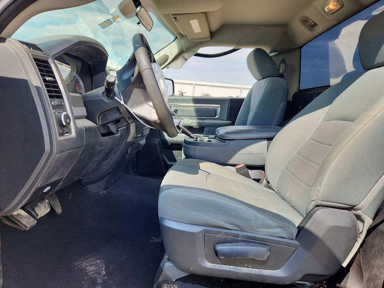 2013 Ram 1500 St Silver vin: 3C6JR6AT6DG583625