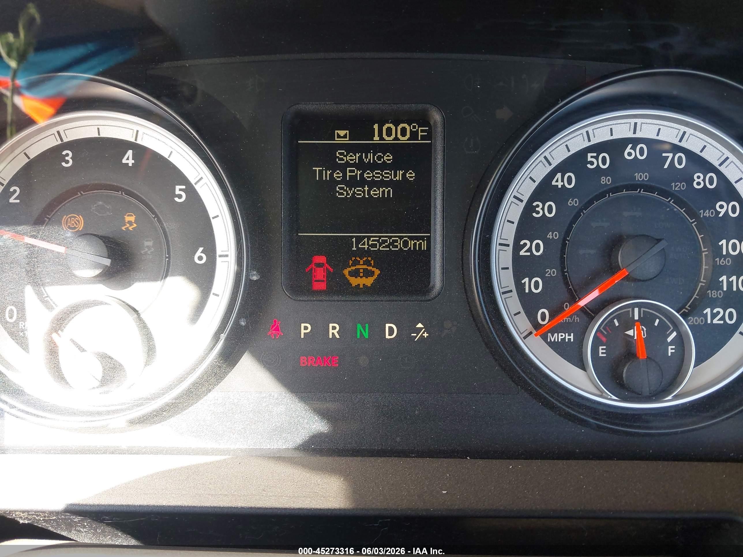 2013 Ram 1500 Express Черный vin: 3C6JR6AT8DG596392