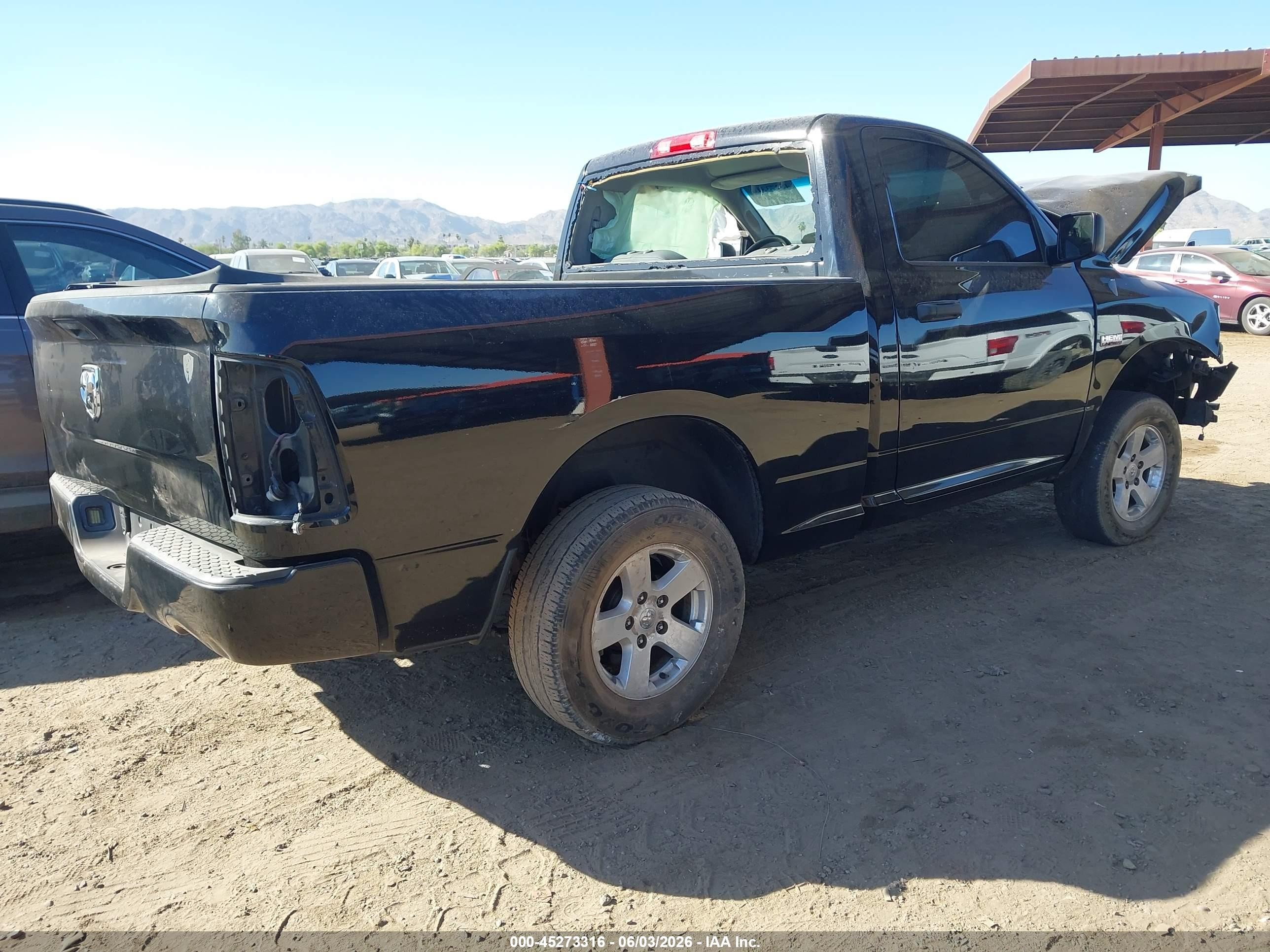 2013 Ram 1500 Express Черный vin: 3C6JR6AT8DG596392