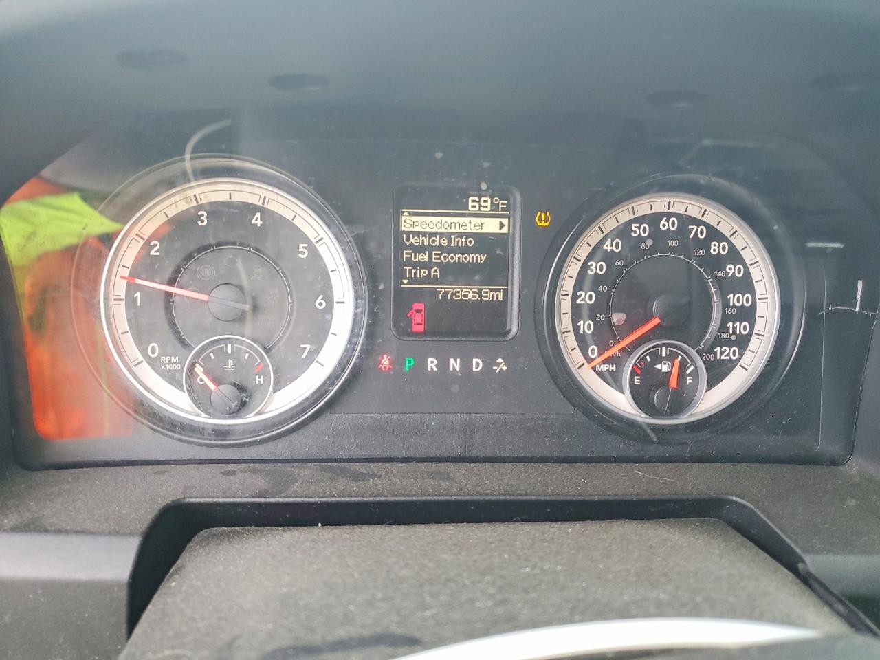 2014 Ram 1500 St Silver vin: 3C6JR6AT8EG277897