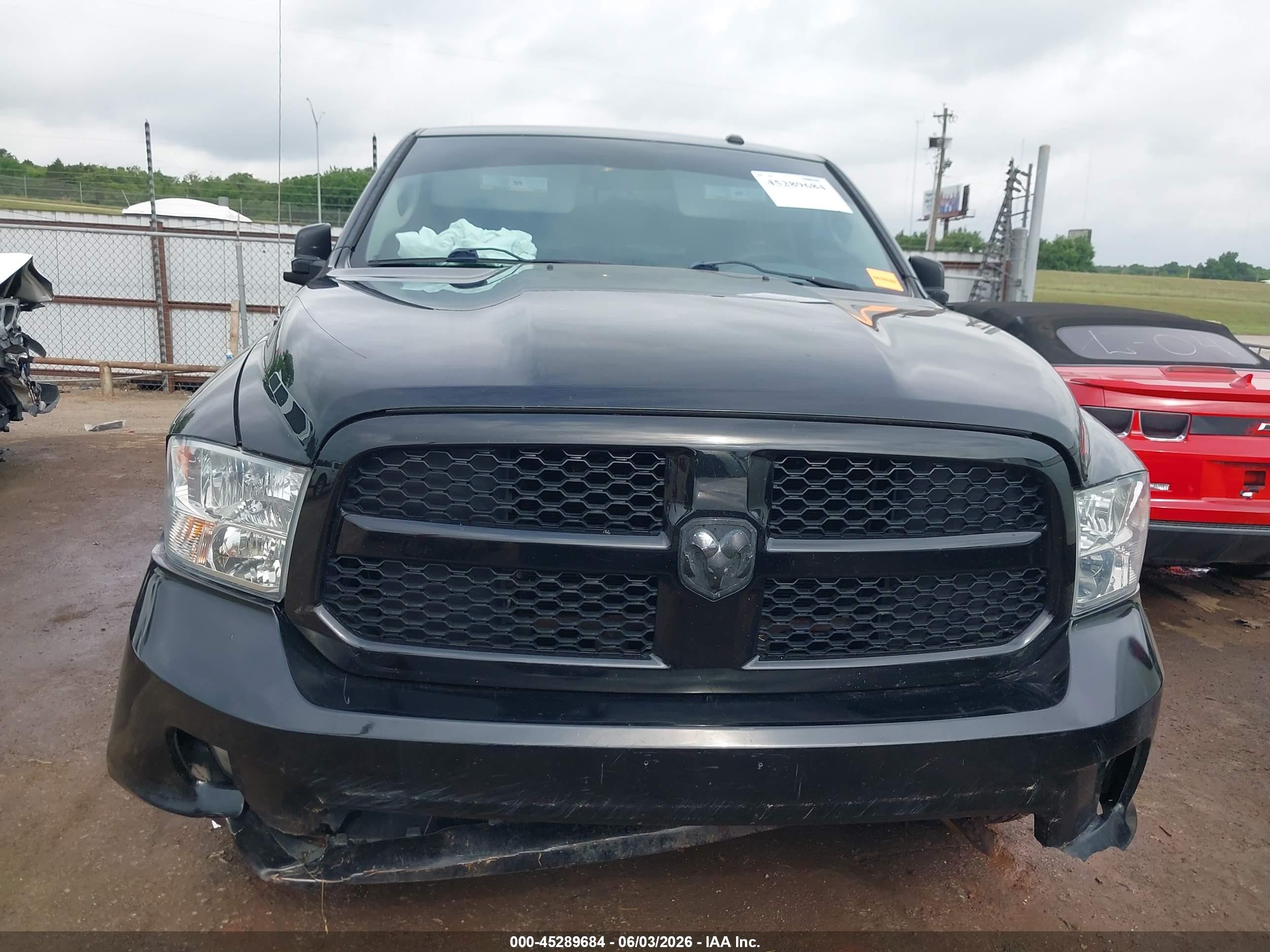 2014 Ram 1500 Express Черный vin: 3C6JR6AT9EG262664