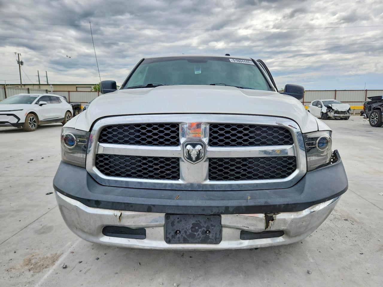 2014 Ram 1500 St White vin: 3C6JR6ATXEG115253