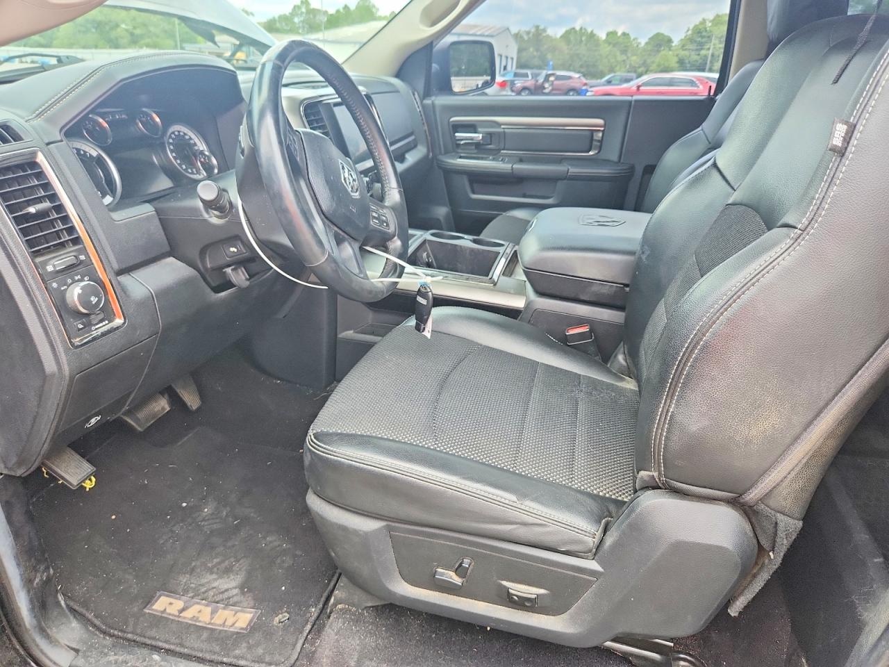 2014 Ram 1500 Sport Black vin: 3C6JR6CT4EG165367