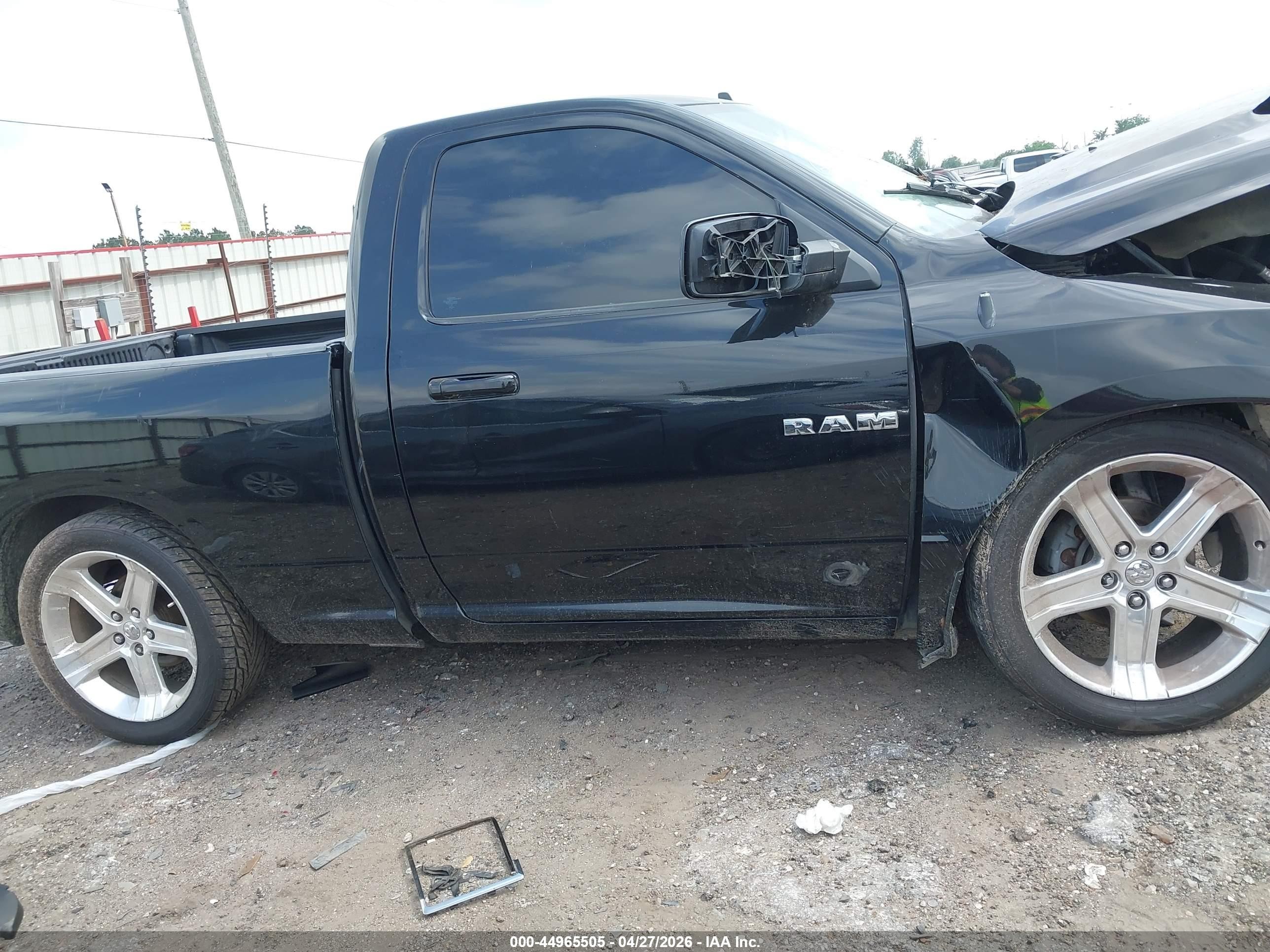2015 Ram 1500 Sport Black vin: 3C6JR6CT5FG609096