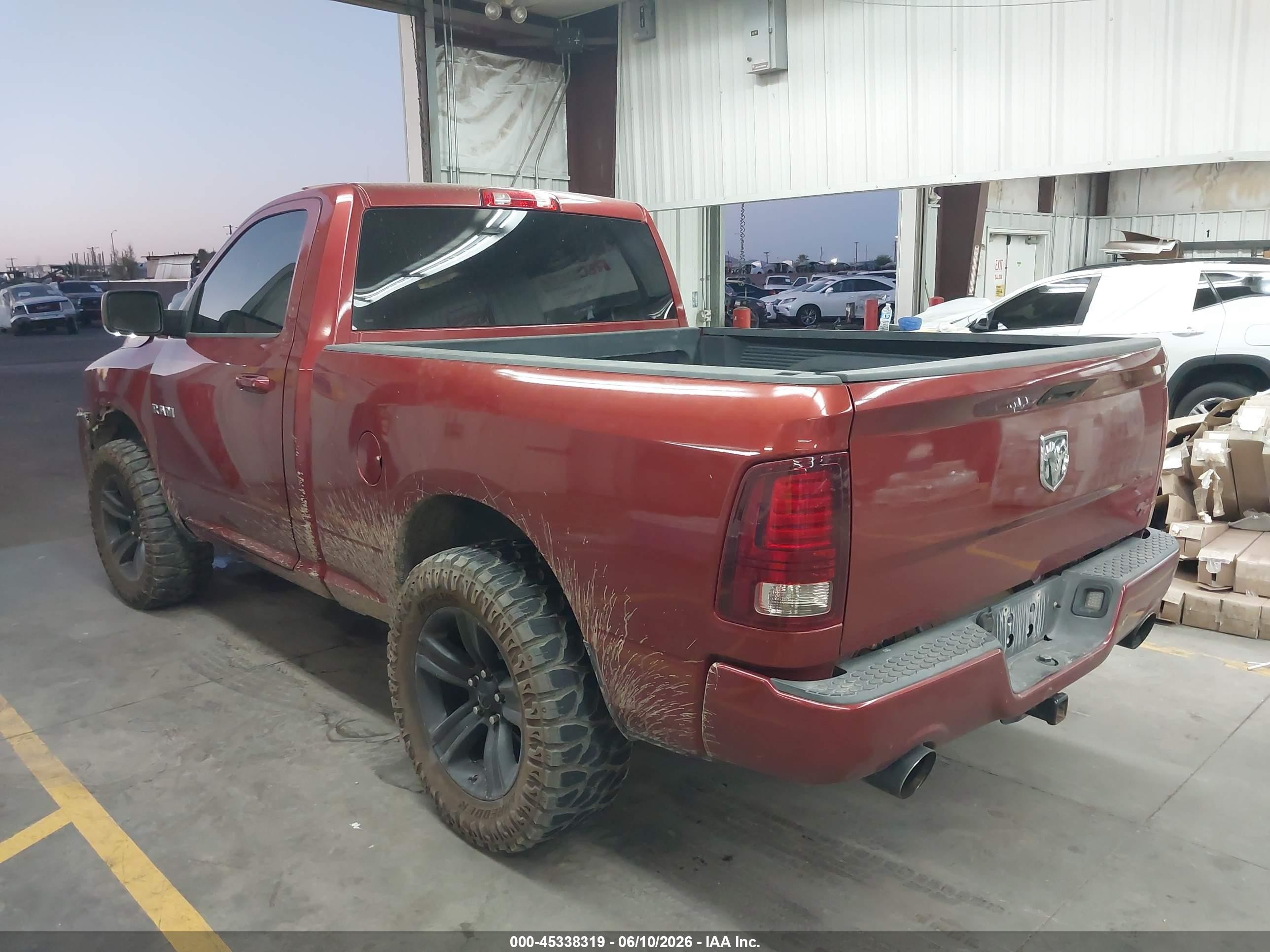 2015 Ram 1500 Sport Maroon vin: 3C6JR6CT7FG618253