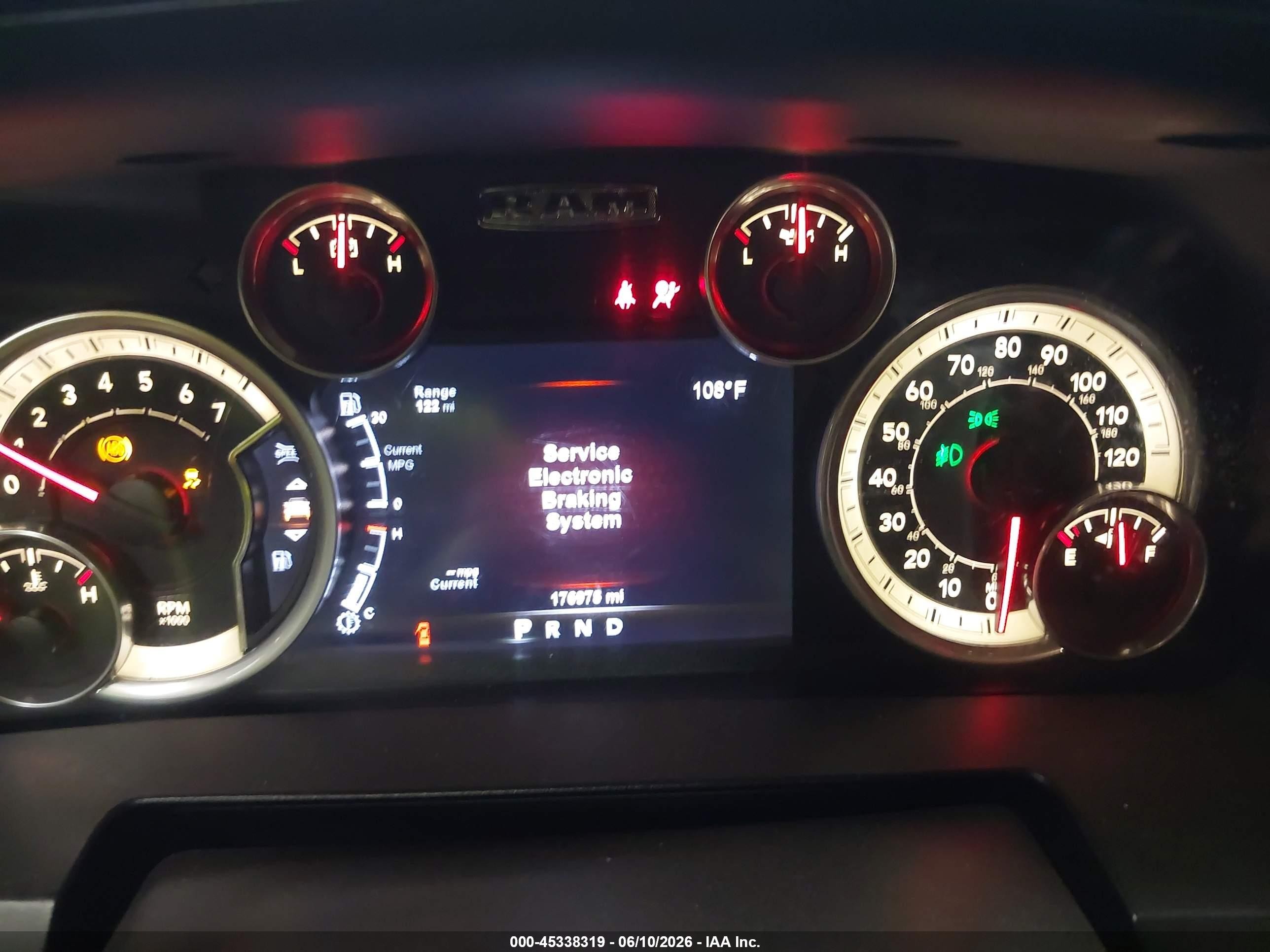 2015 Ram 1500 Sport Maroon vin: 3C6JR6CT7FG618253