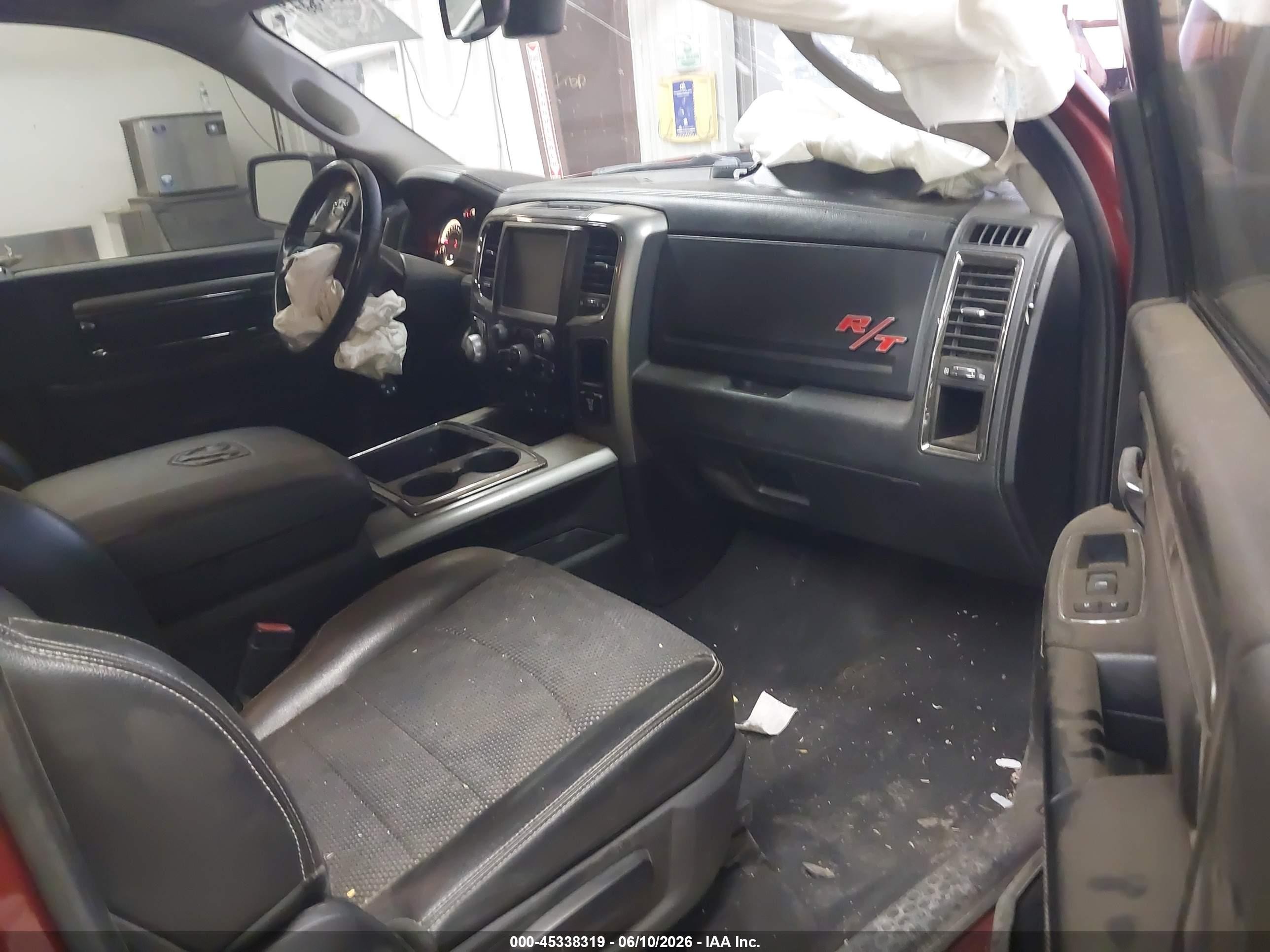 2015 Ram 1500 Sport Maroon vin: 3C6JR6CT7FG618253