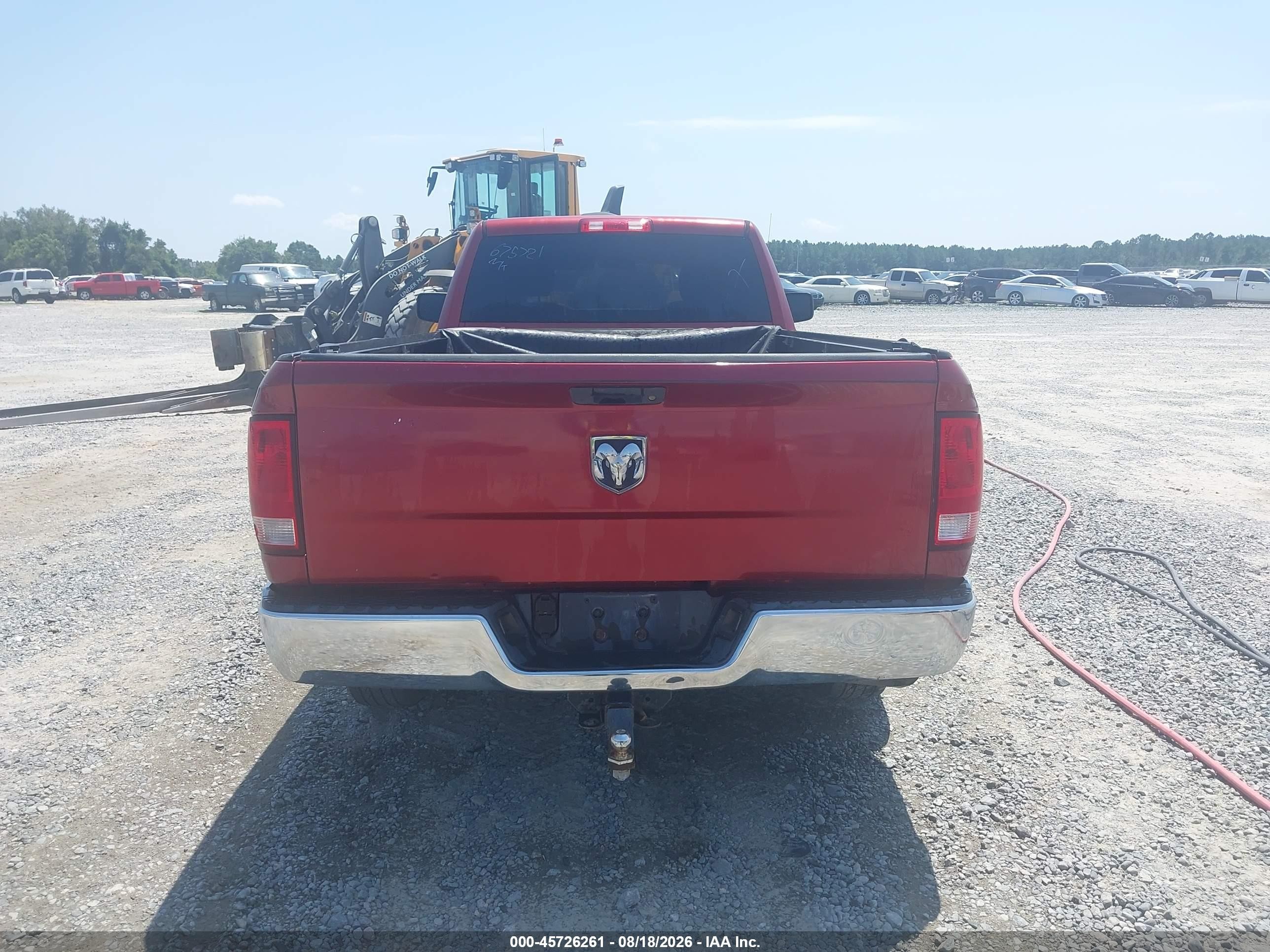 2015 Ram 1500 Tradesman Красный vin: 3C6JR6DG0FG675721