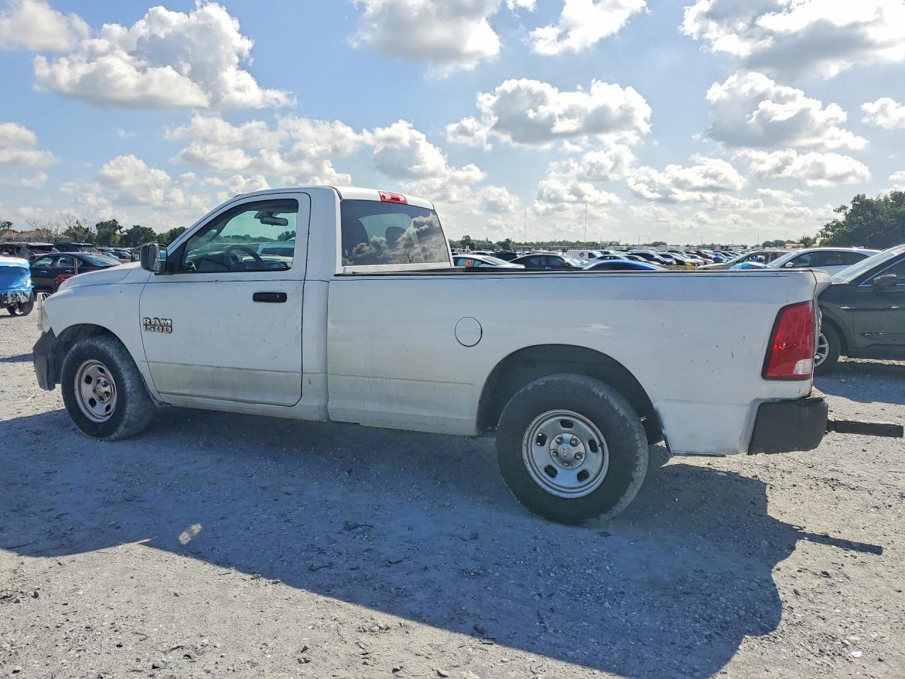 2014 Ram 1500 St White vin: 3C6JR6DG3EG294816