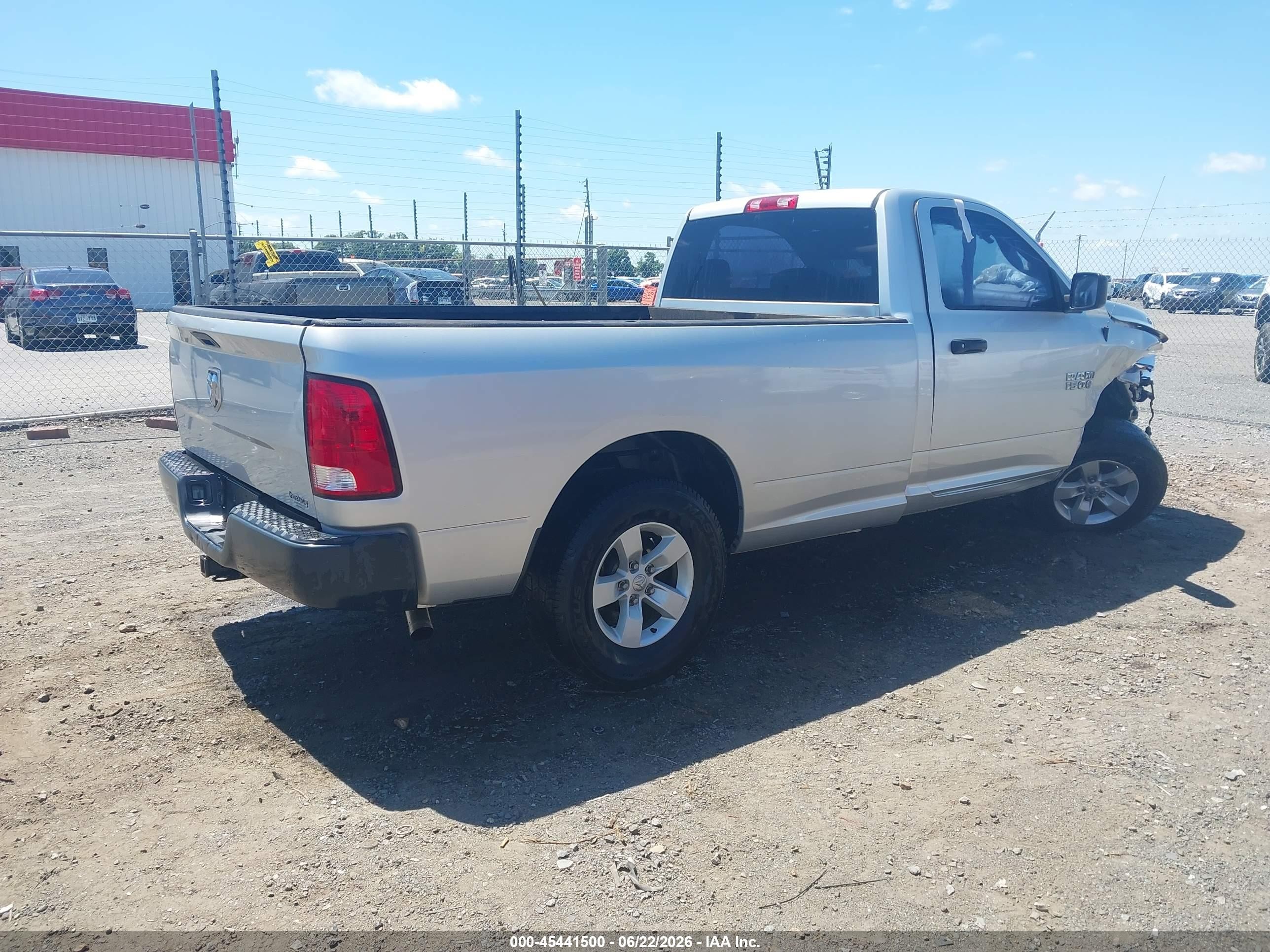 2015 Ram 1500 Tradesman Silver vin: 3C6JR6DG4FG517396