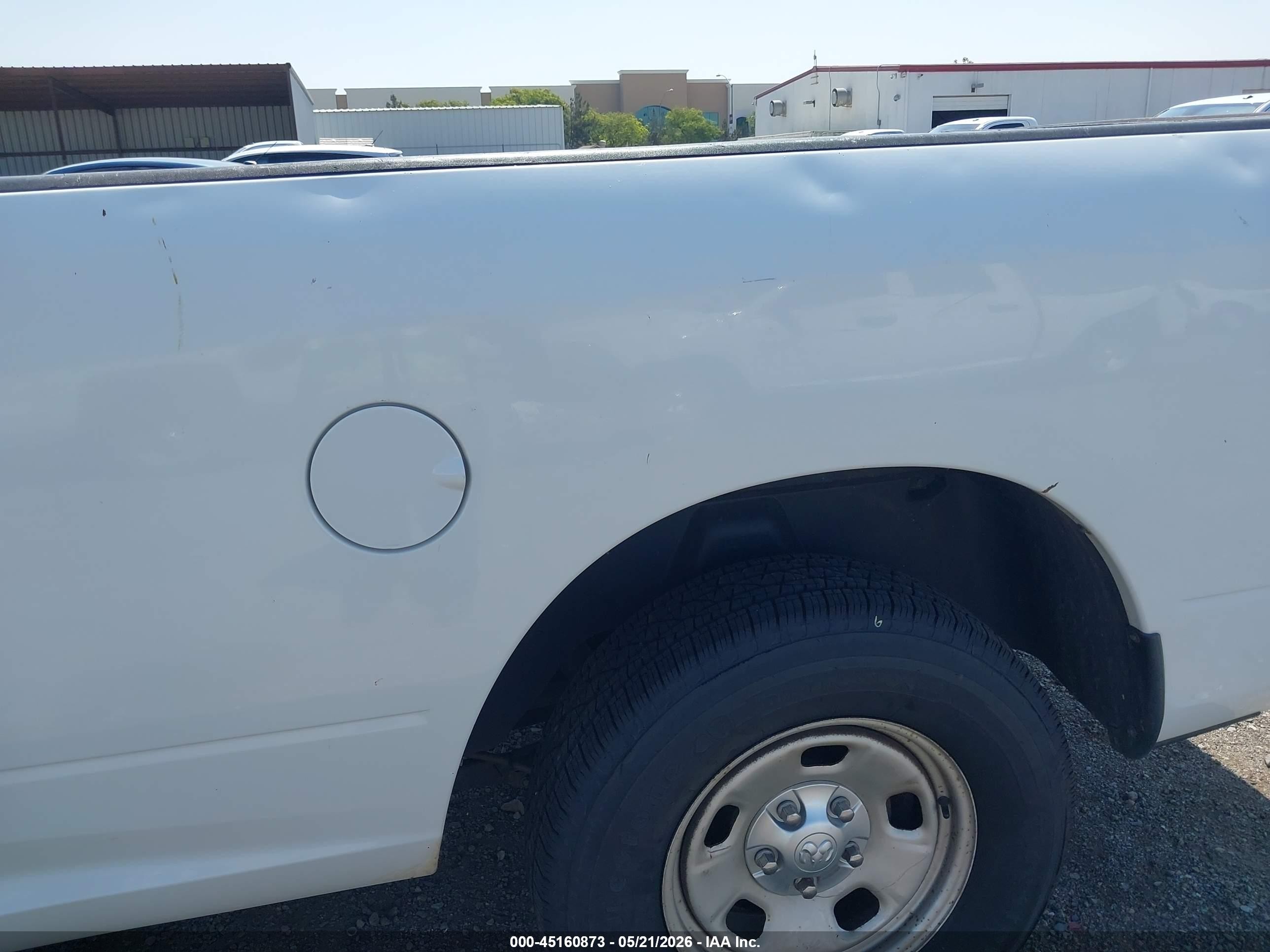 2019 Ram 1500 Classic Tradesman  4x2 8' Box White vin: 3C6JR6DG4KG503881