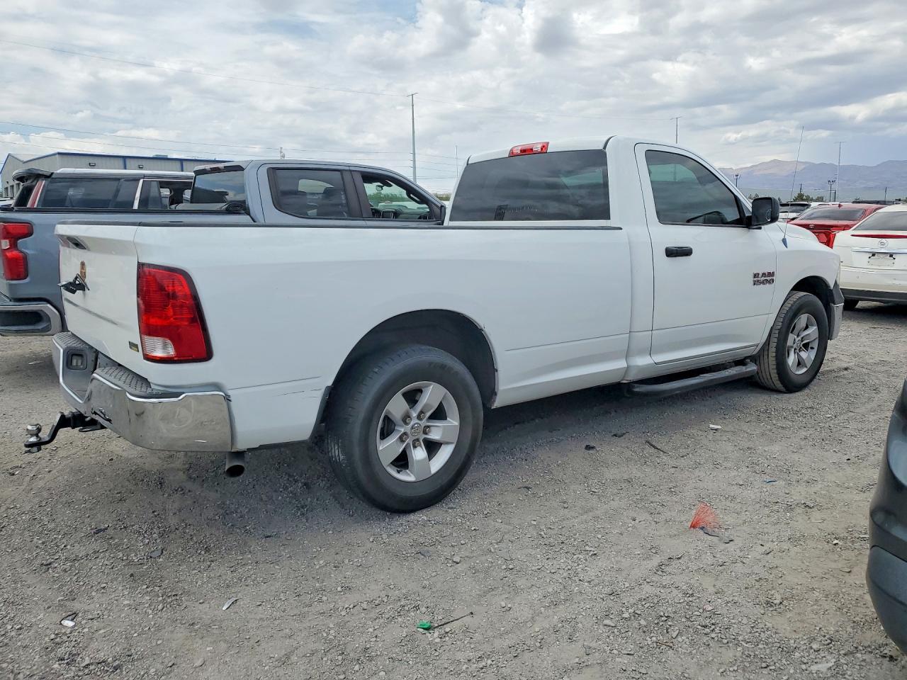 2013 Ram 1500 St White vin: 3C6JR6DG6DG511404
