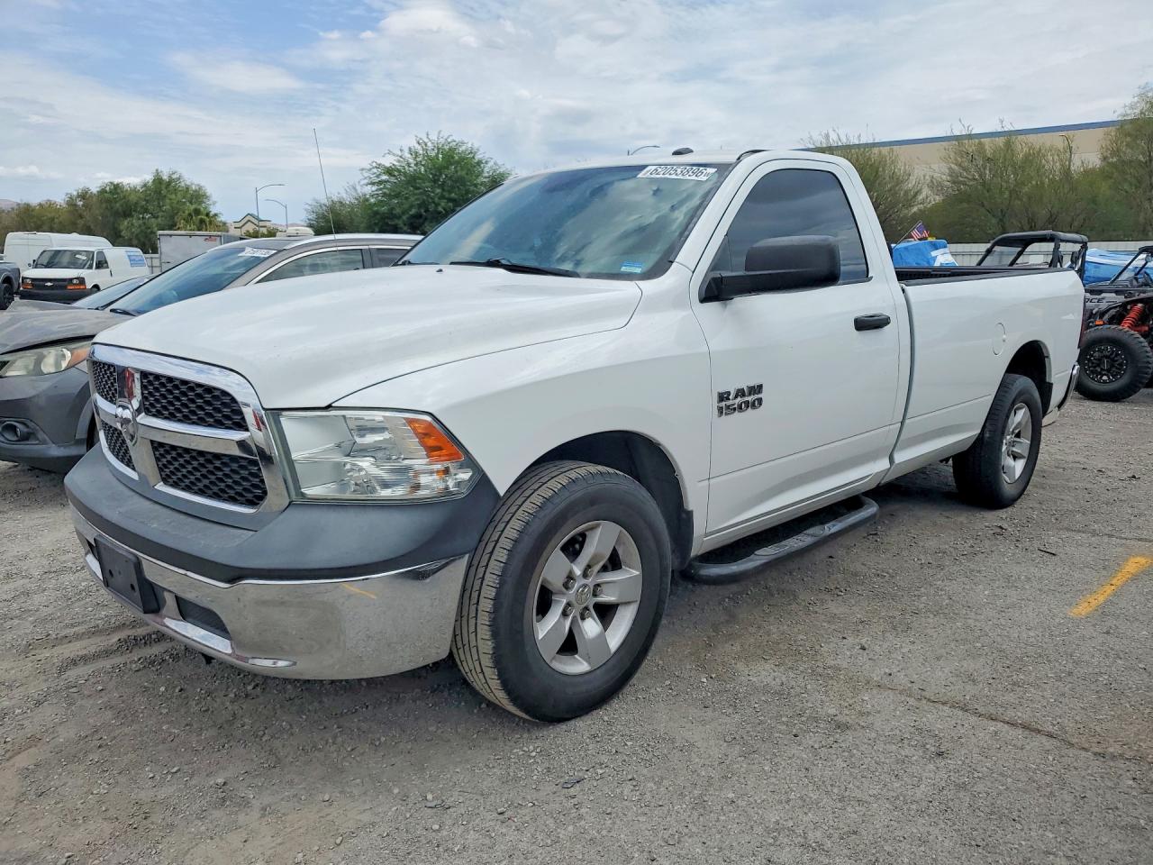2013 Ram 1500 St Белый vin: 3C6JR6DG6DG511404