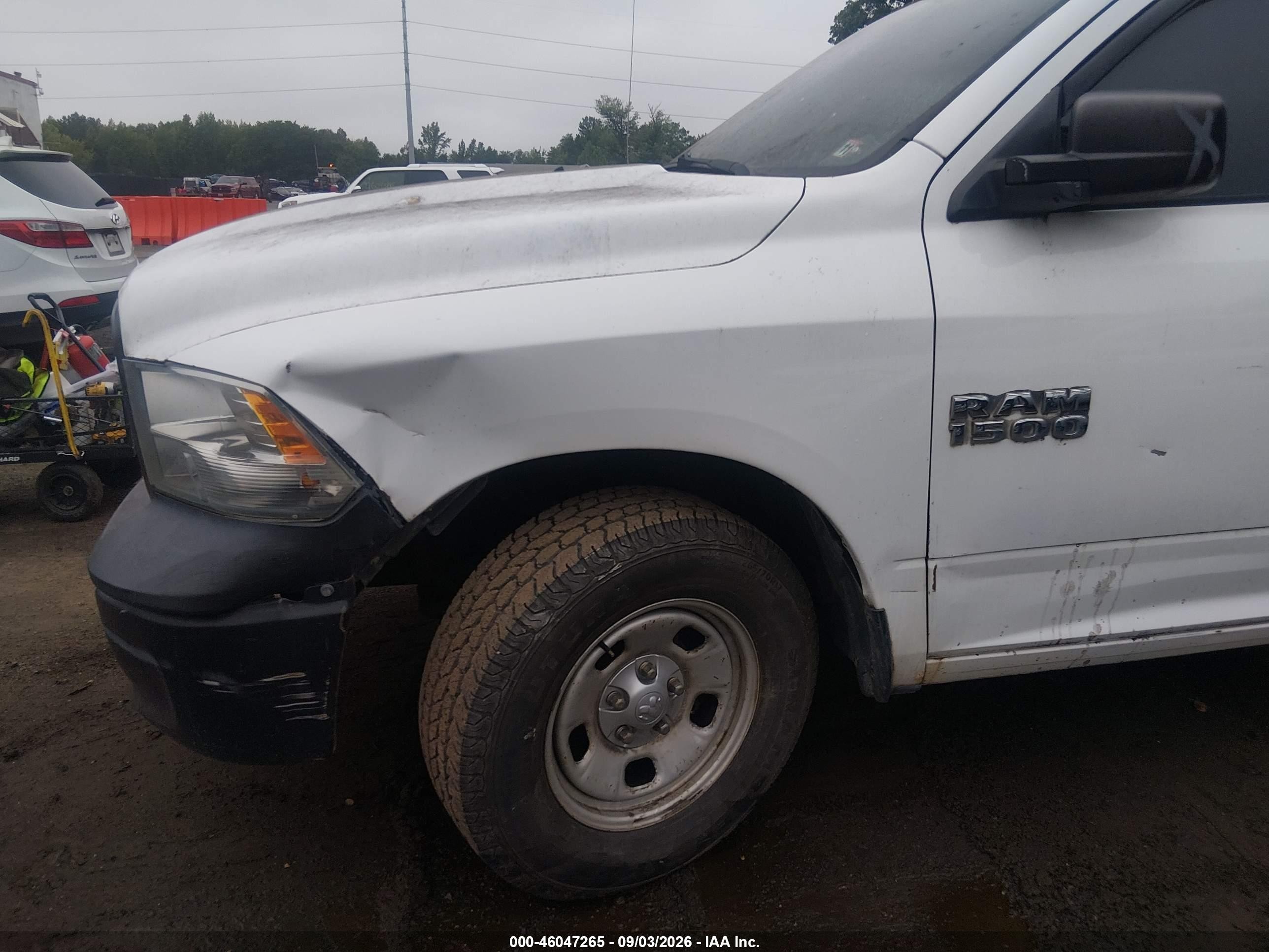 2014 Ram 1500 Tradesman White vin: 3C6JR6DG6EG104149