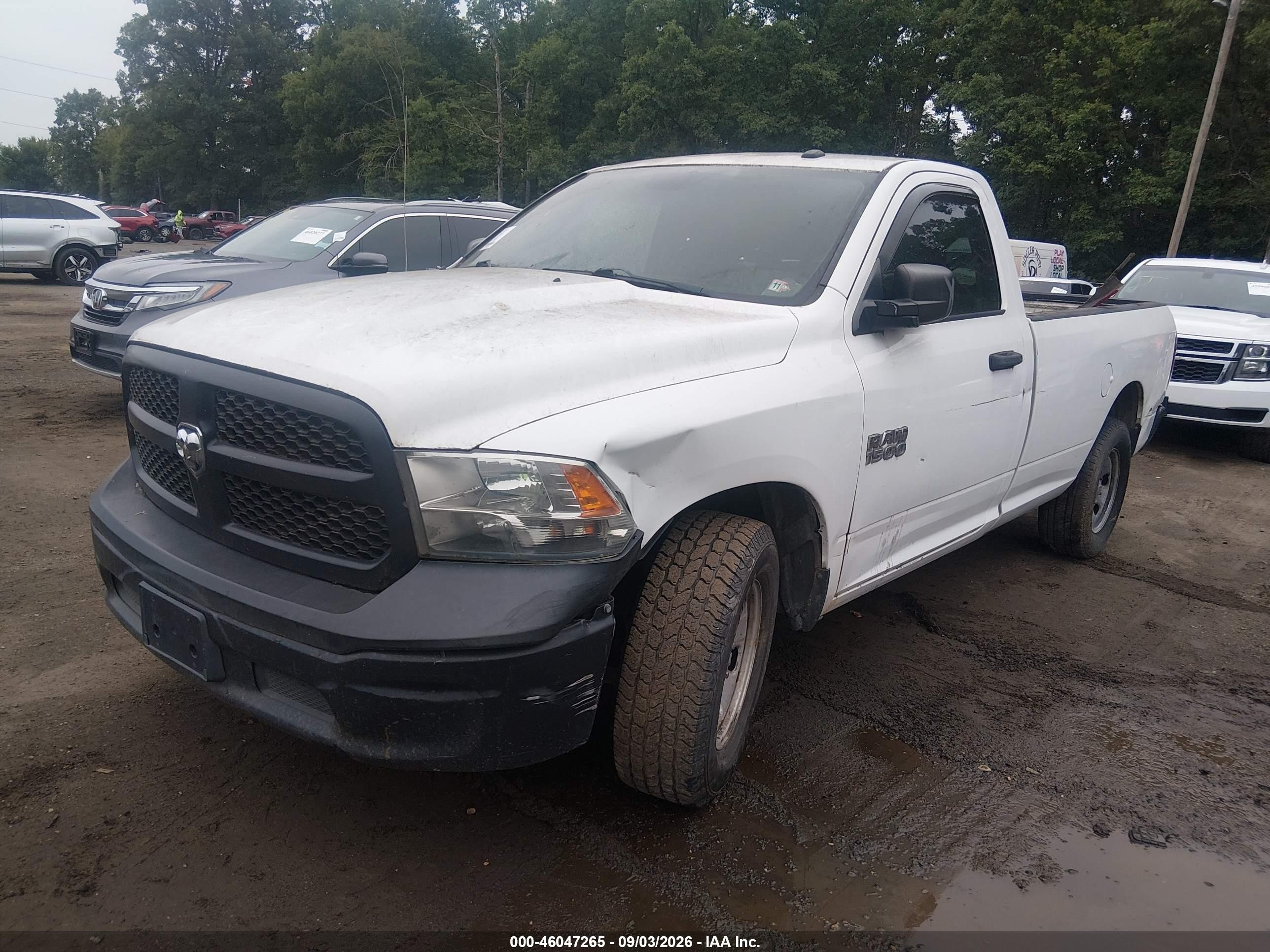 2014 Ram 1500 Tradesman White vin: 3C6JR6DG6EG104149